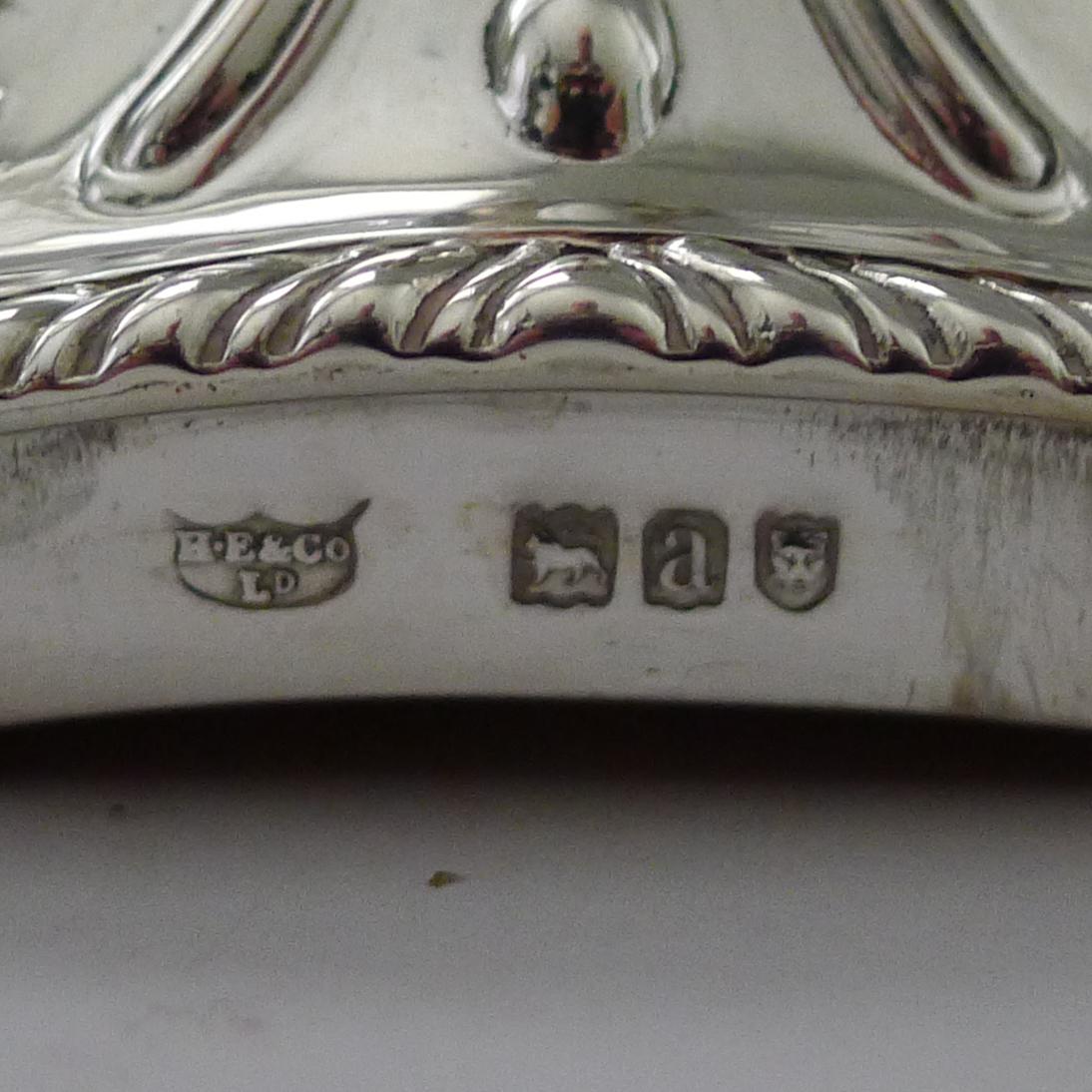 Magnífica caja de té inglesa victoriana de plata de ley - 1896 en venta 7