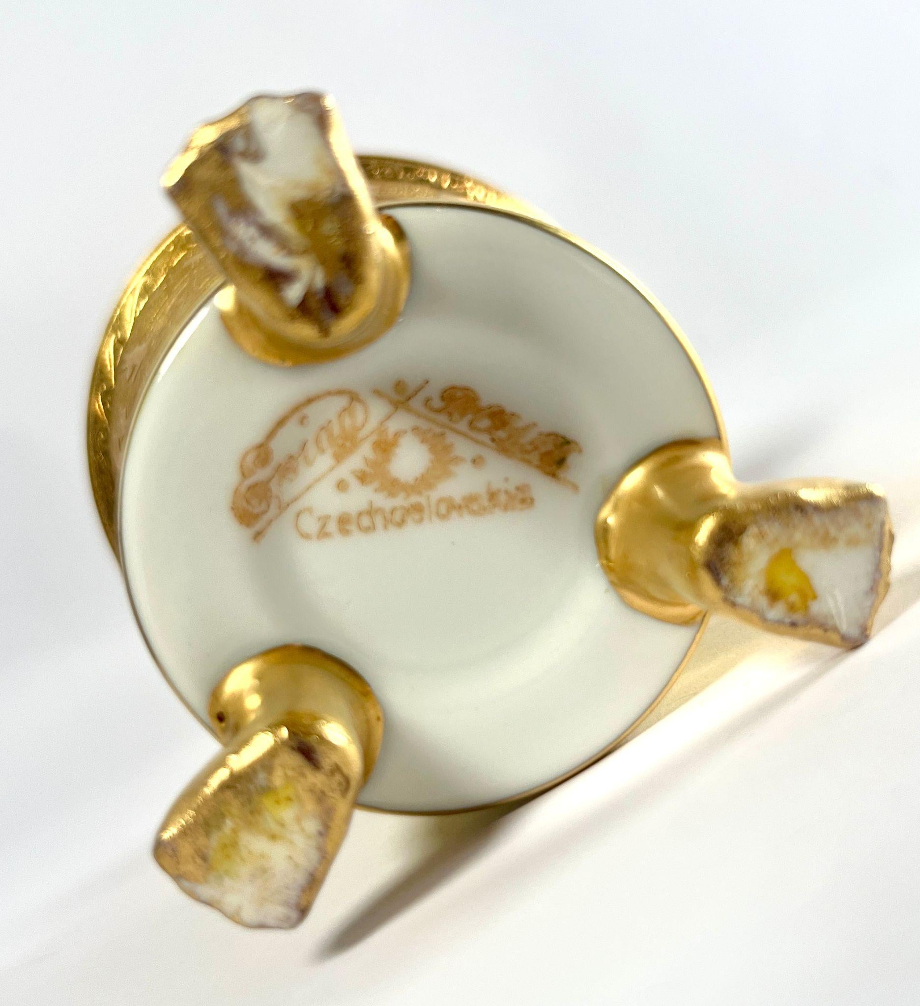 Prächtige Royal Epiag Tschechoslowakei Porzellantasse und Untertasse - Anfang 20. (Vergoldung) im Angebot