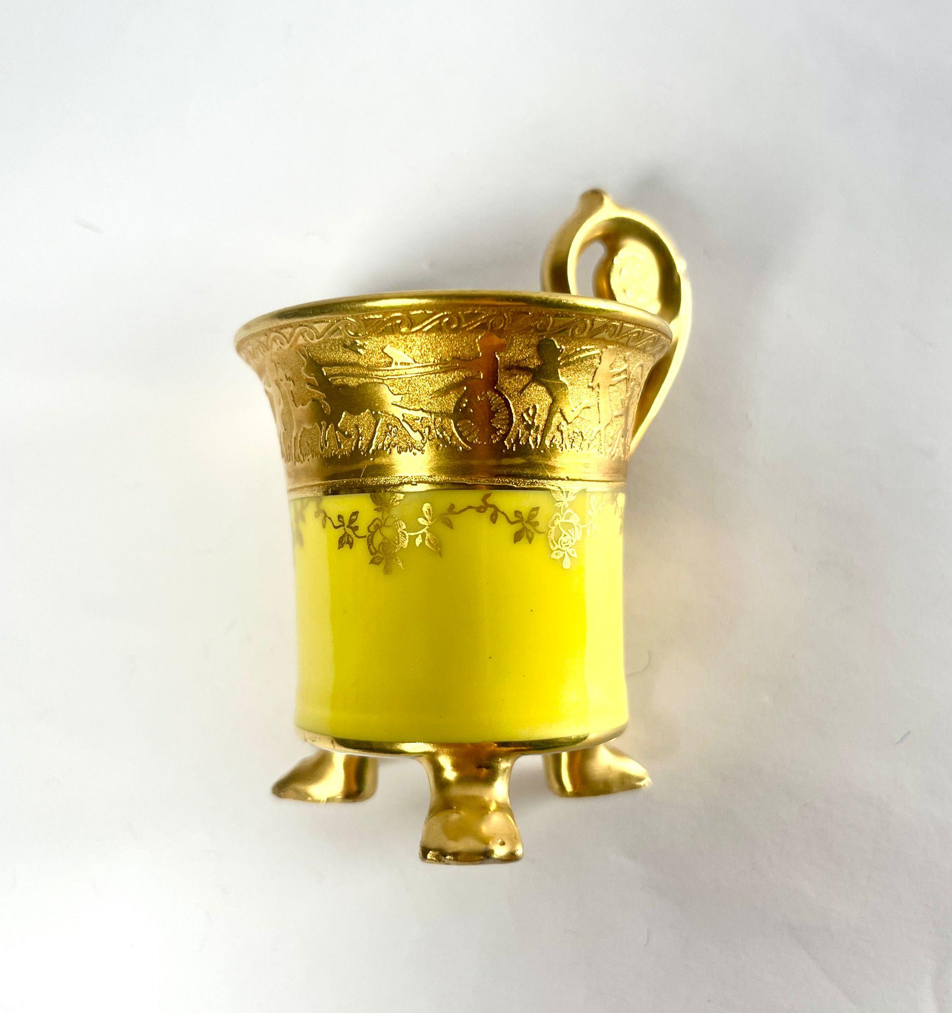 Prächtige Royal Epiag Tschechoslowakei Porzellantasse und Untertasse - Anfang 20. im Angebot 3