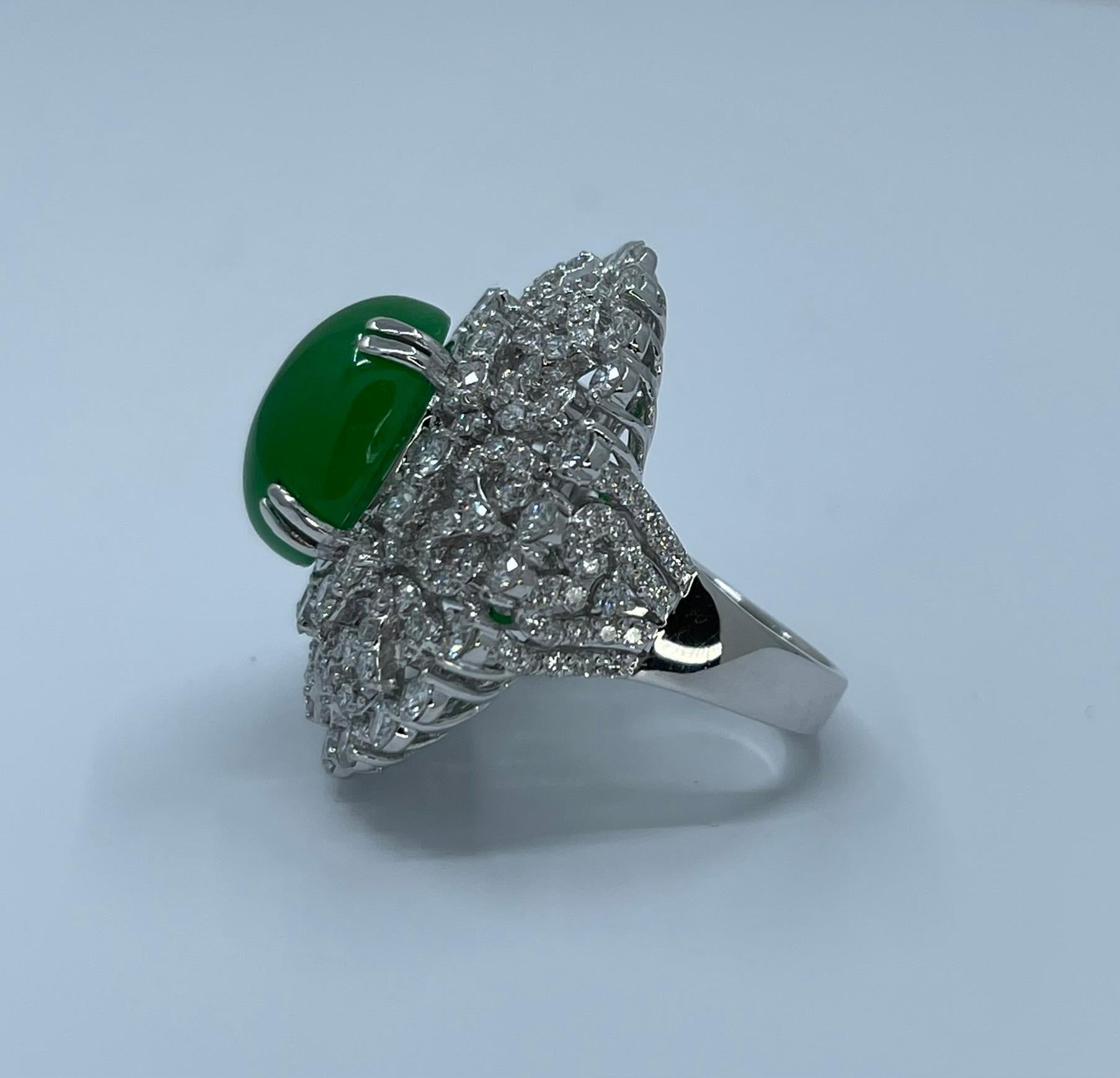 Magnificent Estate 21.50 Carat Jade and Diamond 18K White Gold Cocktail Ring 2