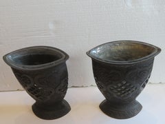 Magnificent Estate Pair Asian Japanese / Chinese Bronze Centerpiece Urns Vases