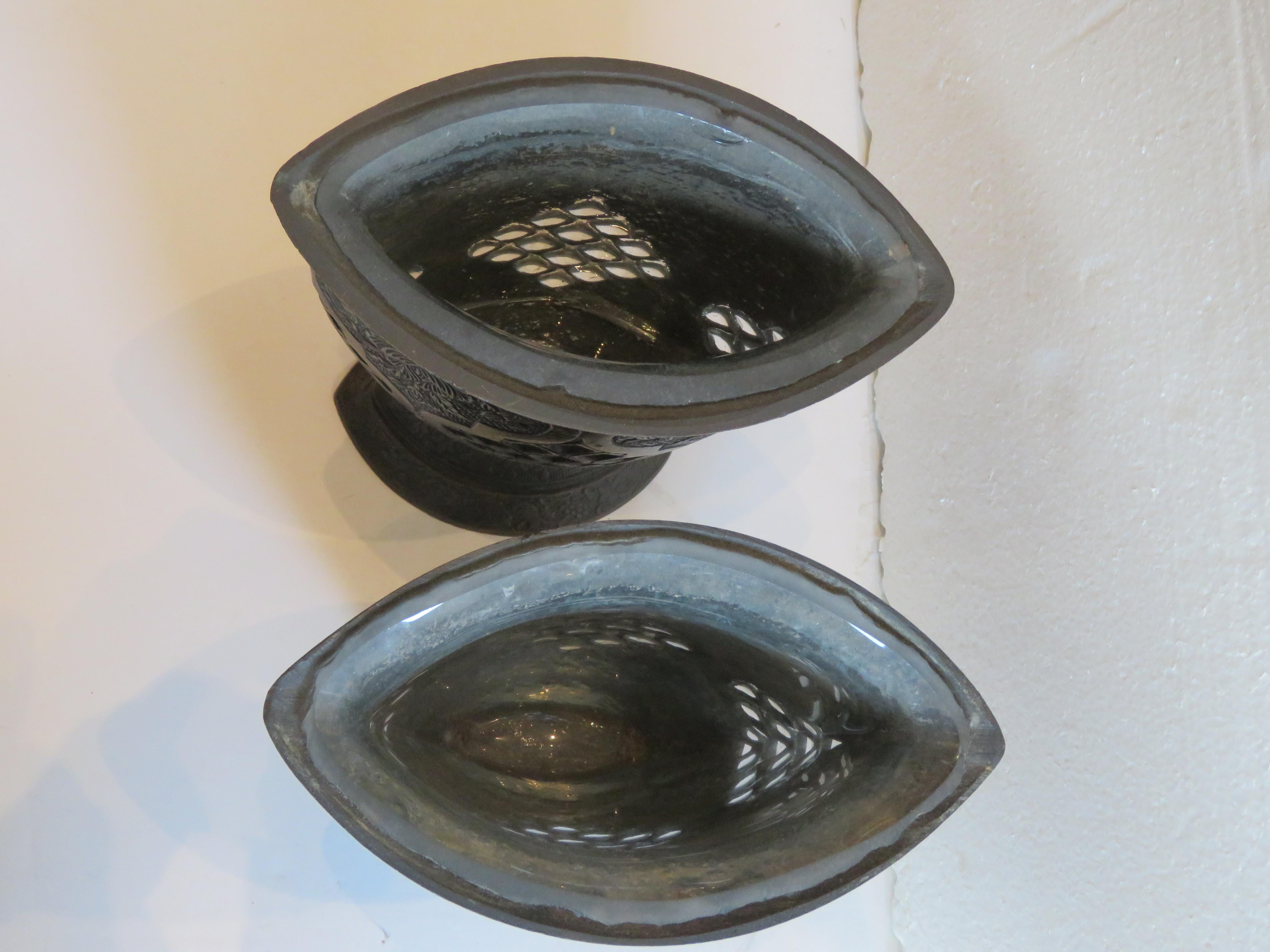 20th Century Magnificent Estate Pair Asian Japanese / Chinese Bronze Centerpiece Urns Vases For Sale