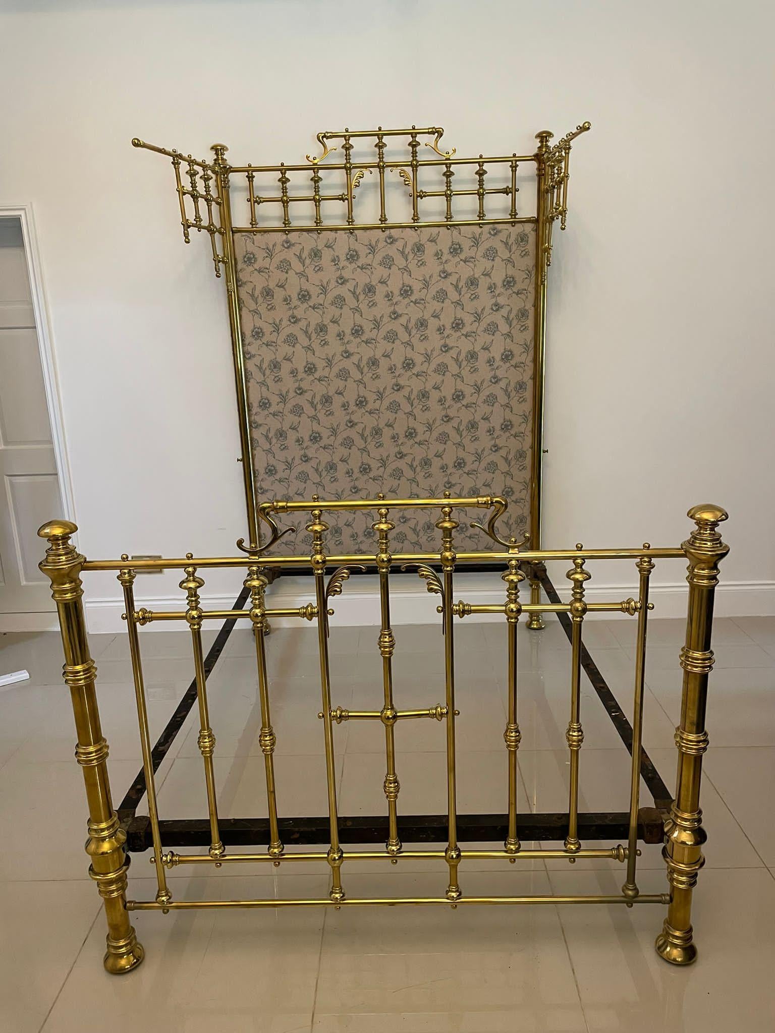 Prächtige Ausstellungsqualität antik vergoldetes massives Messing Halbbett Doppelbett im Angebot 3