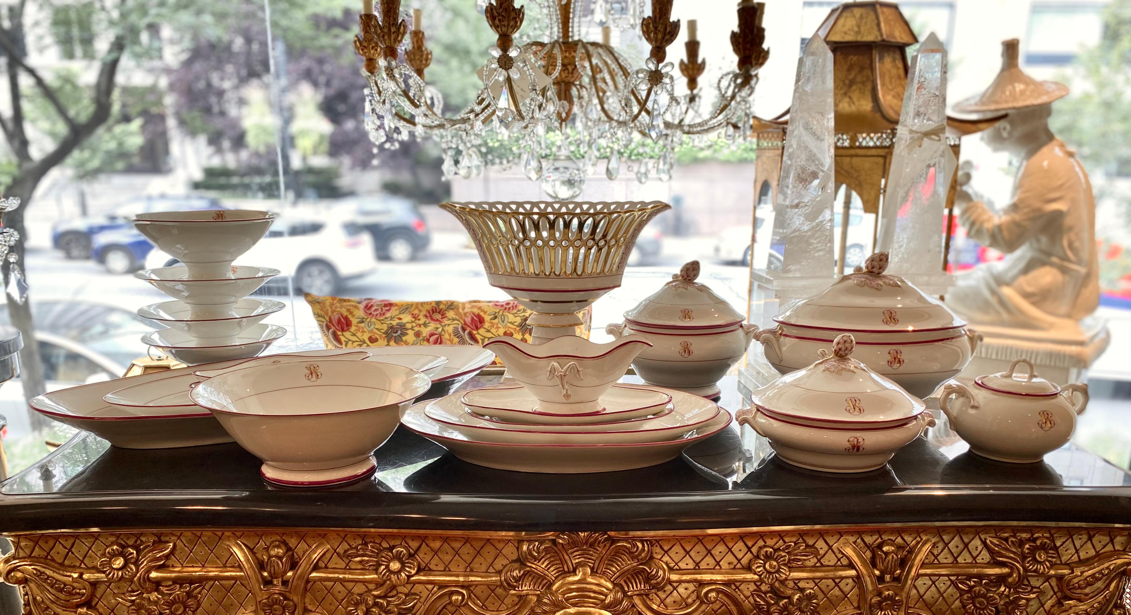 Magnificent French Antique Porcelain 116-Piece Dinner Set, 19th Century For Sale 11