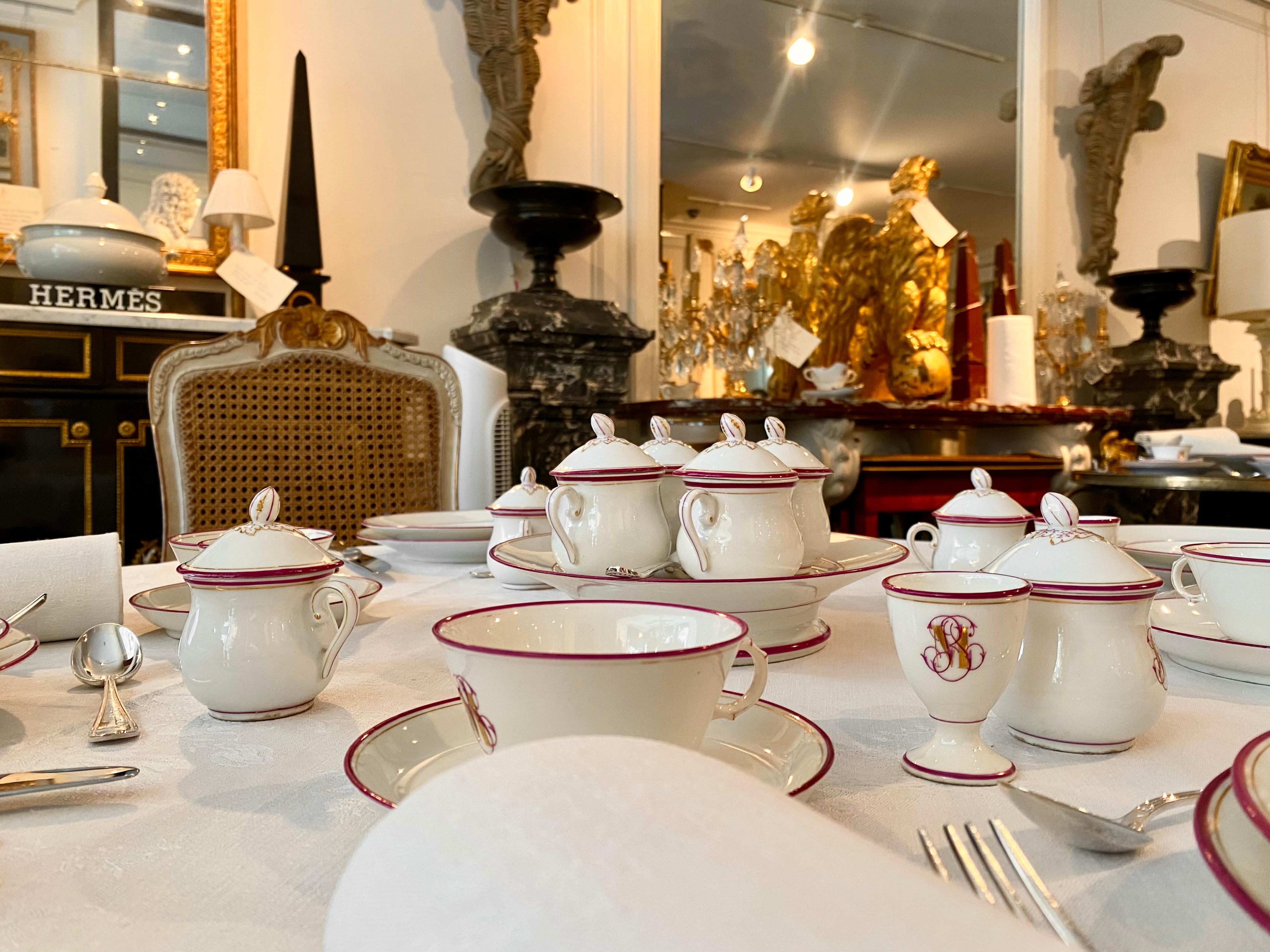 Magnificent French Antique Porcelain 116-Piece Dinner Set, 19th Century For Sale 13