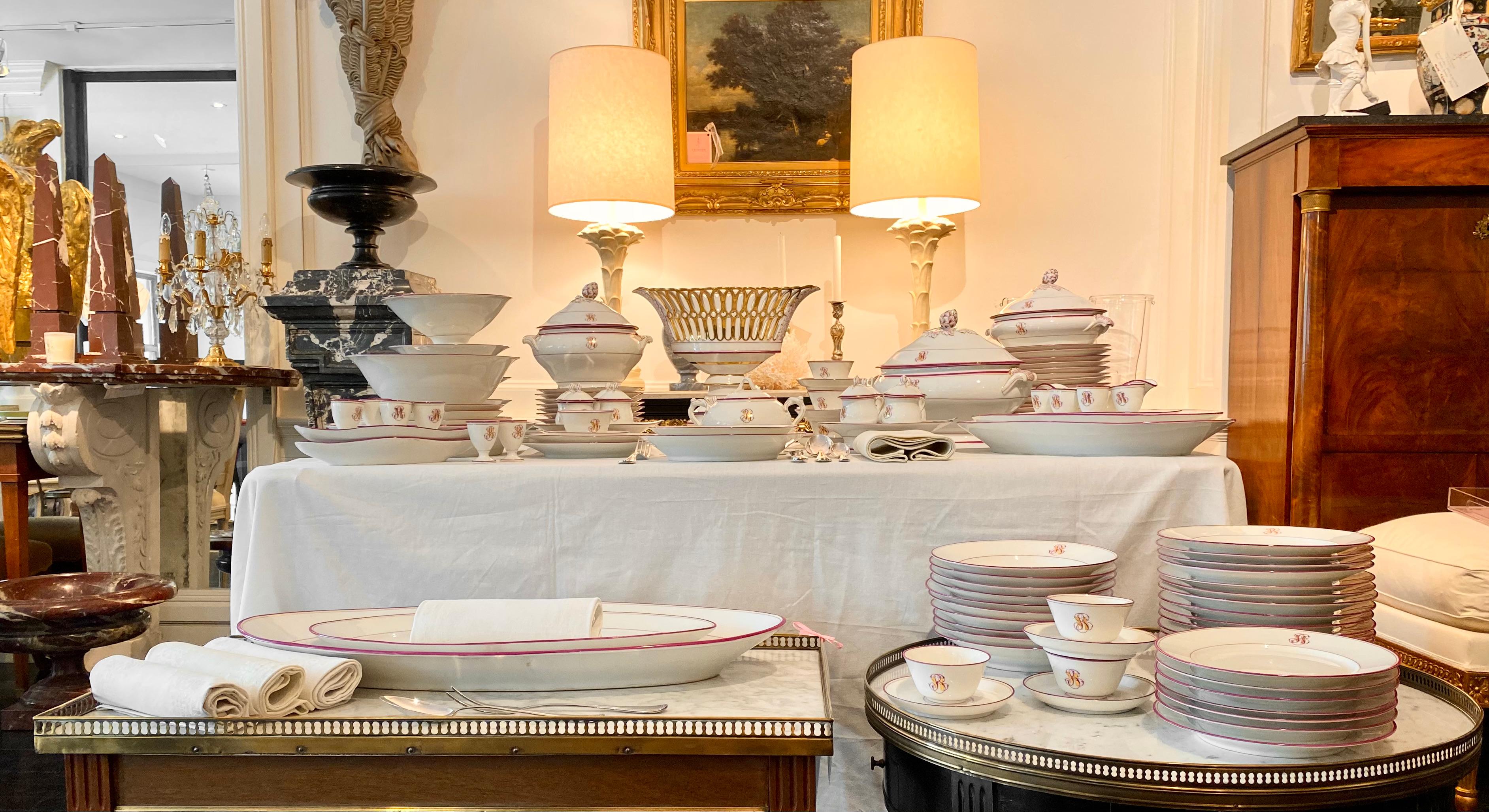 116 Pieces
A magnificent French Antique porcelain 116-piece dinner set, 19th century, with burgundy and gold accents. 
This set is exceptionnal both in its beauty, its state of conservation, and the extraordinary range of pieces and serving