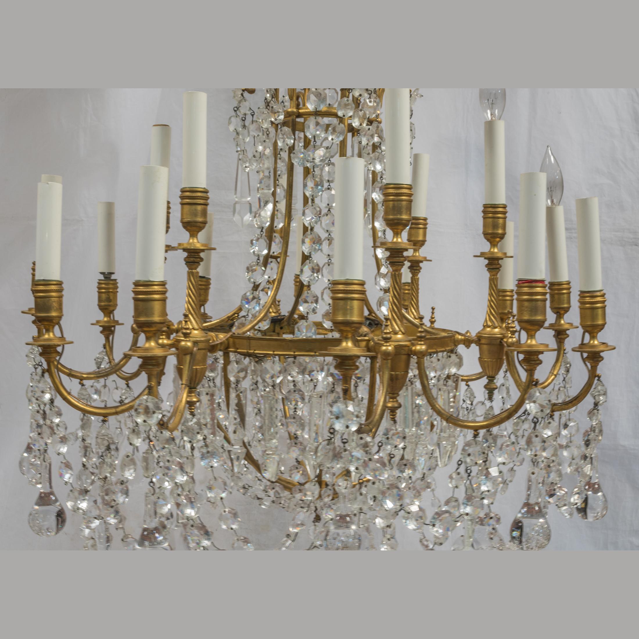 Magnificent French Baccarat and Gilt Bronze Chandelier In Good Condition In New York, NY