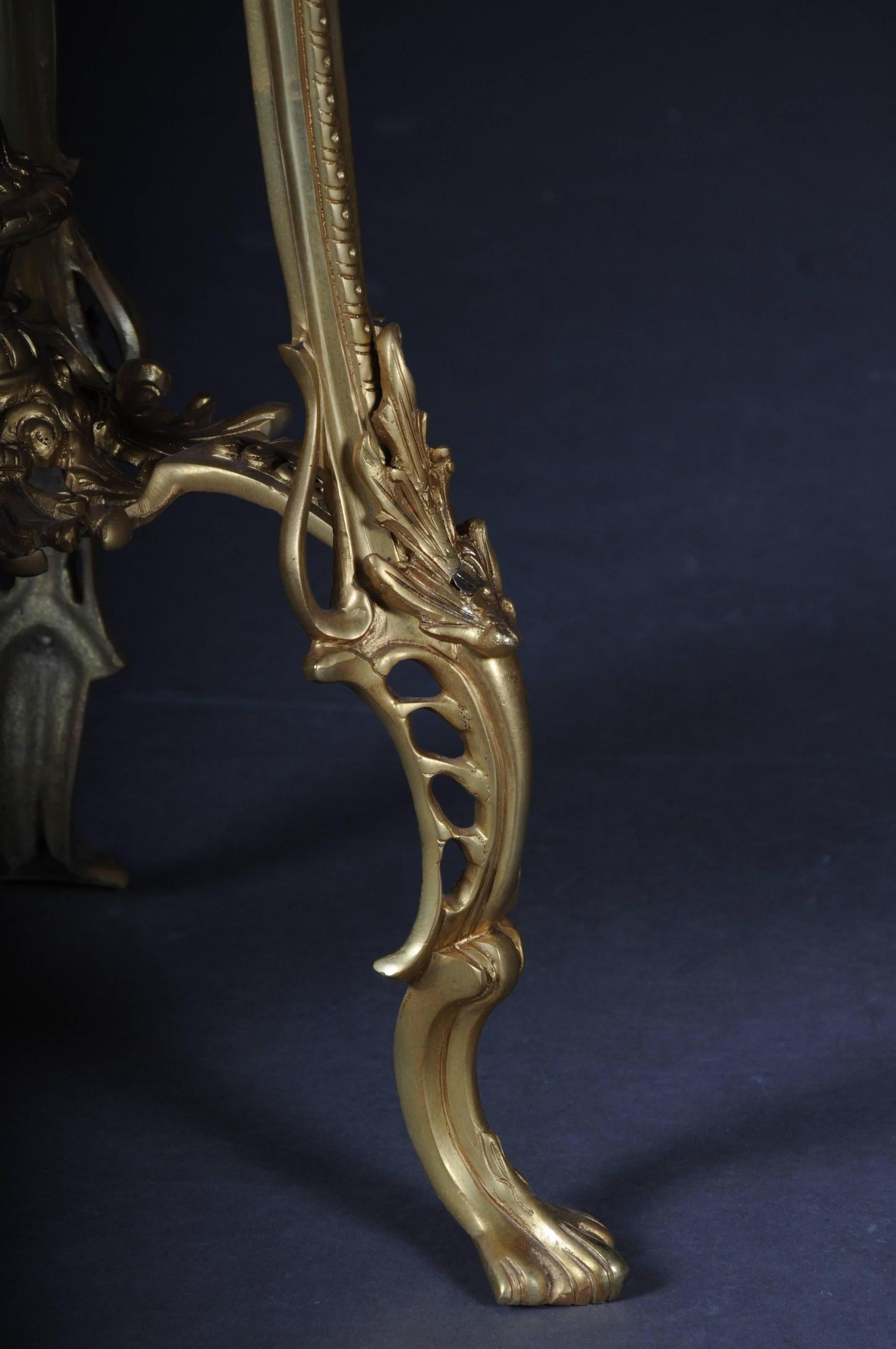 Prächtiger französischer Bronze-Beistelltisch im Louis-XV-Stil im Angebot 1