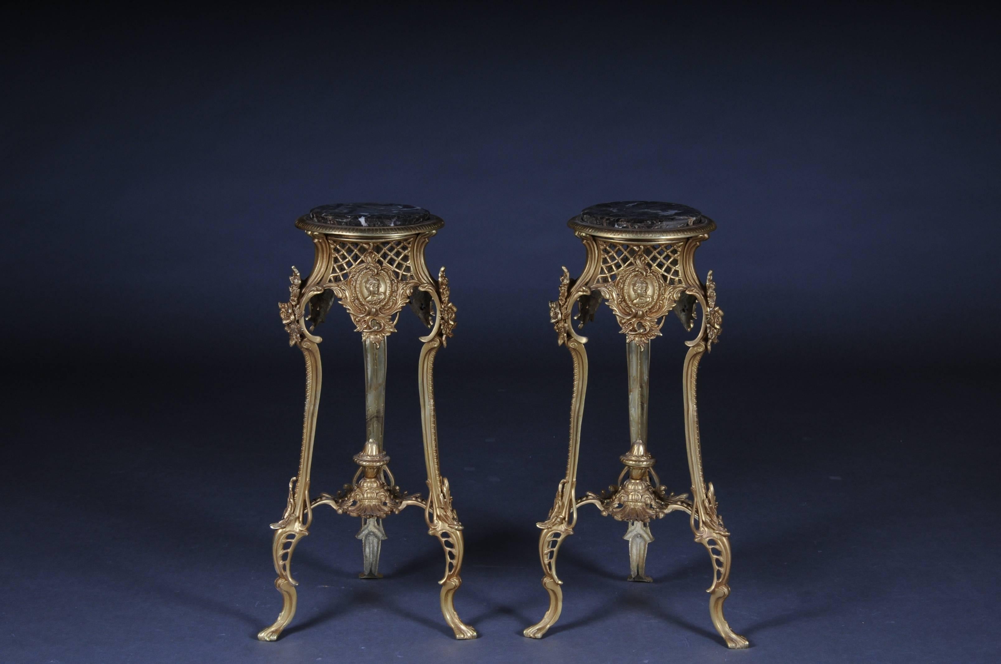 Magnificent French Bronze Side Table in Louis XV For Sale 4