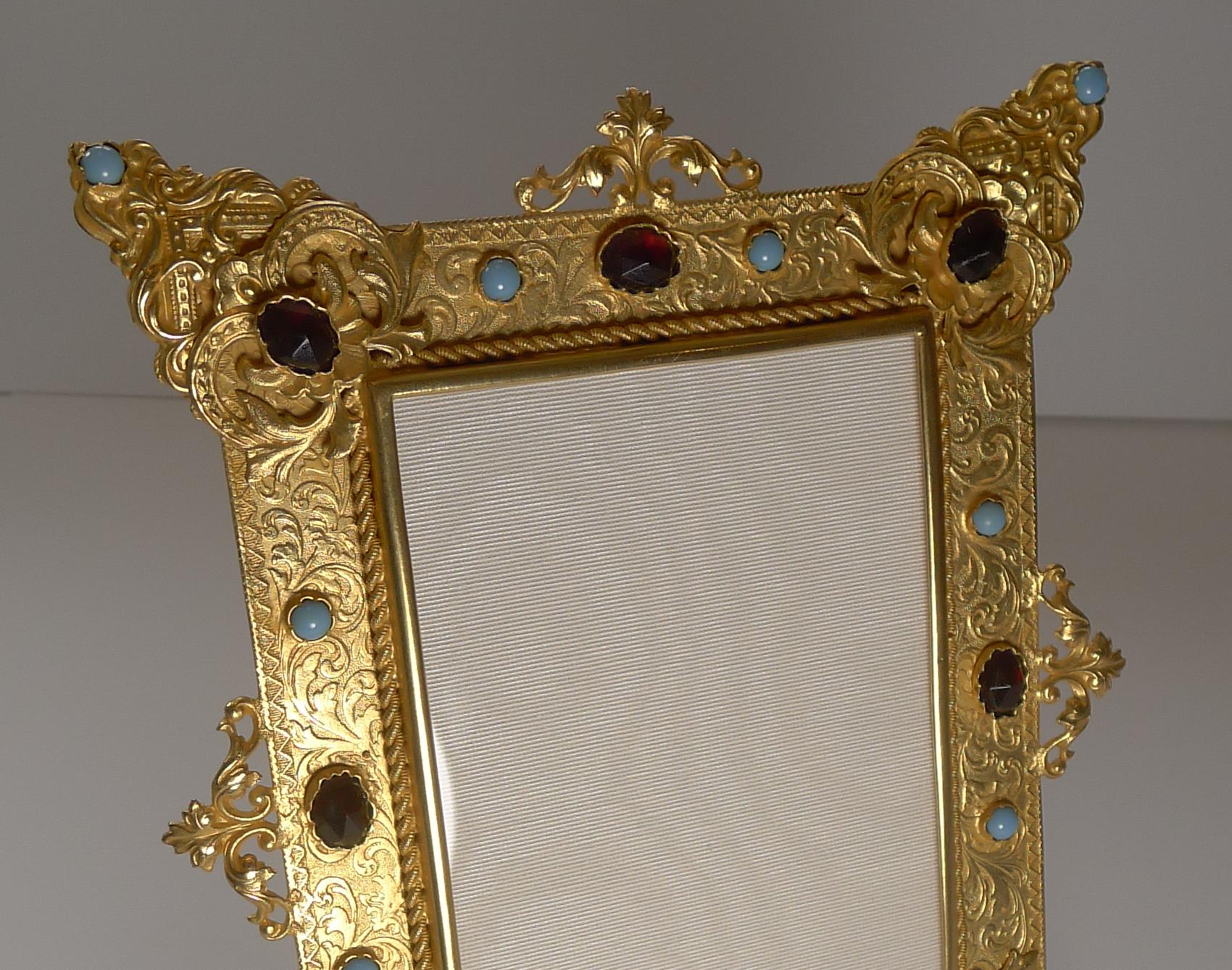 Early 20th Century Magnificent French Gilded Bronze Picture Frame, c.1900