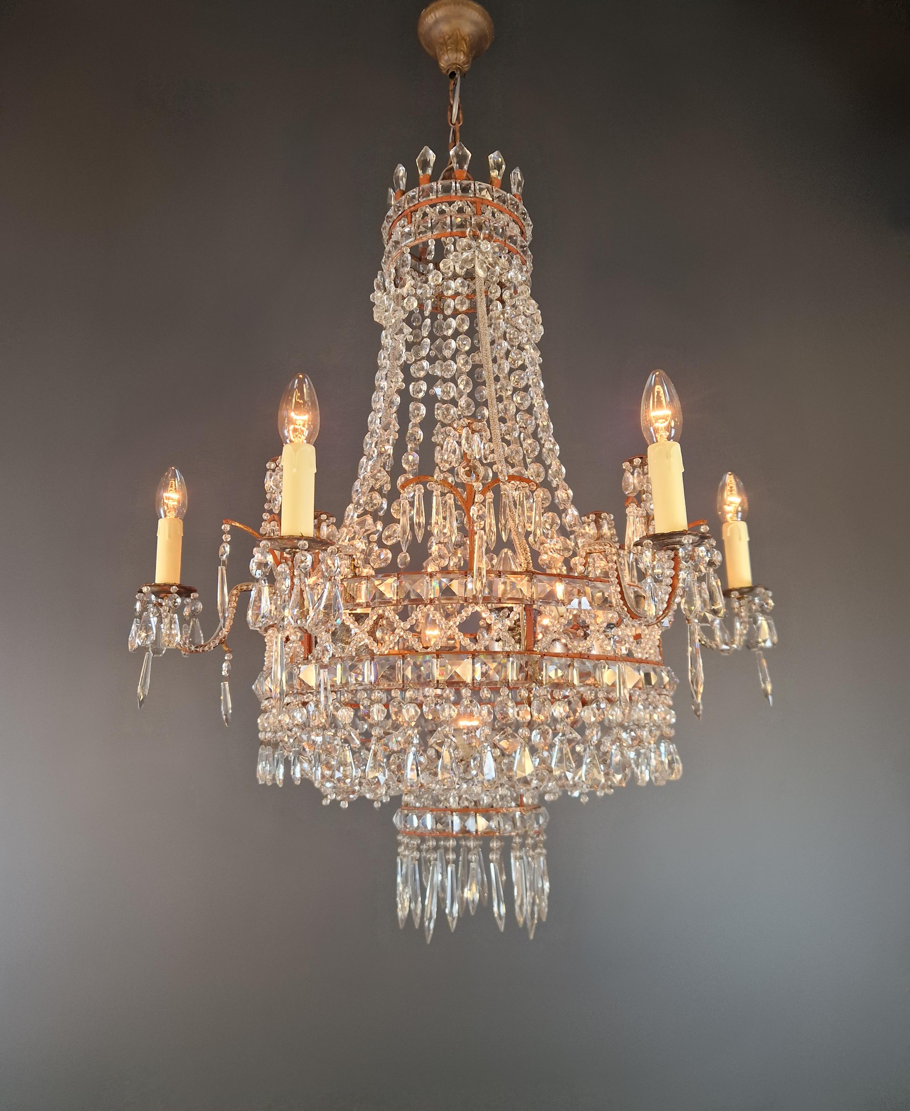 Magnificent French Rococo chandelier Antique Timeless elegance with history In Good Condition In Berlin, DE