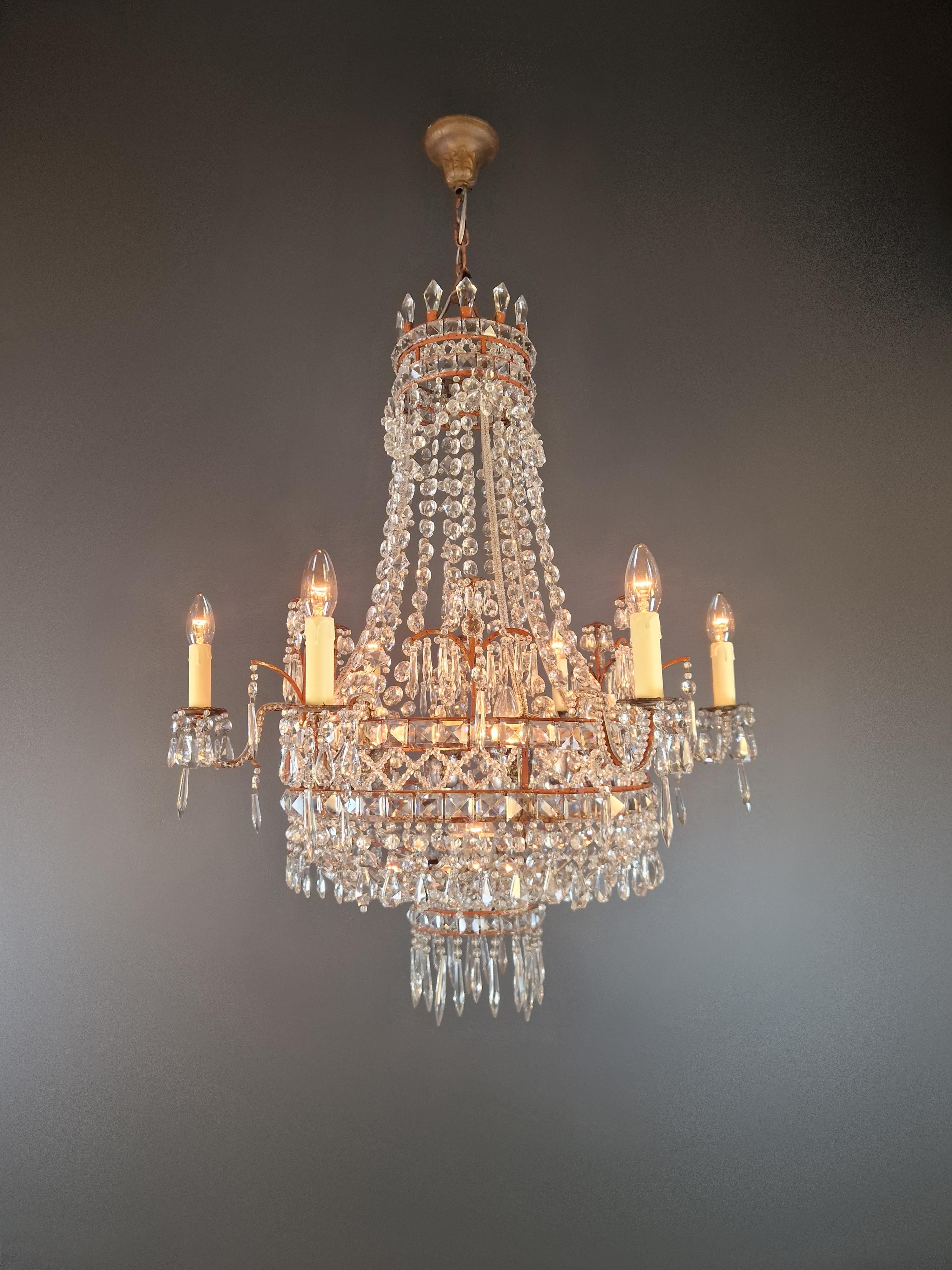 18th Century and Earlier Magnificent French Rococo chandelier Antique Timeless elegance with history