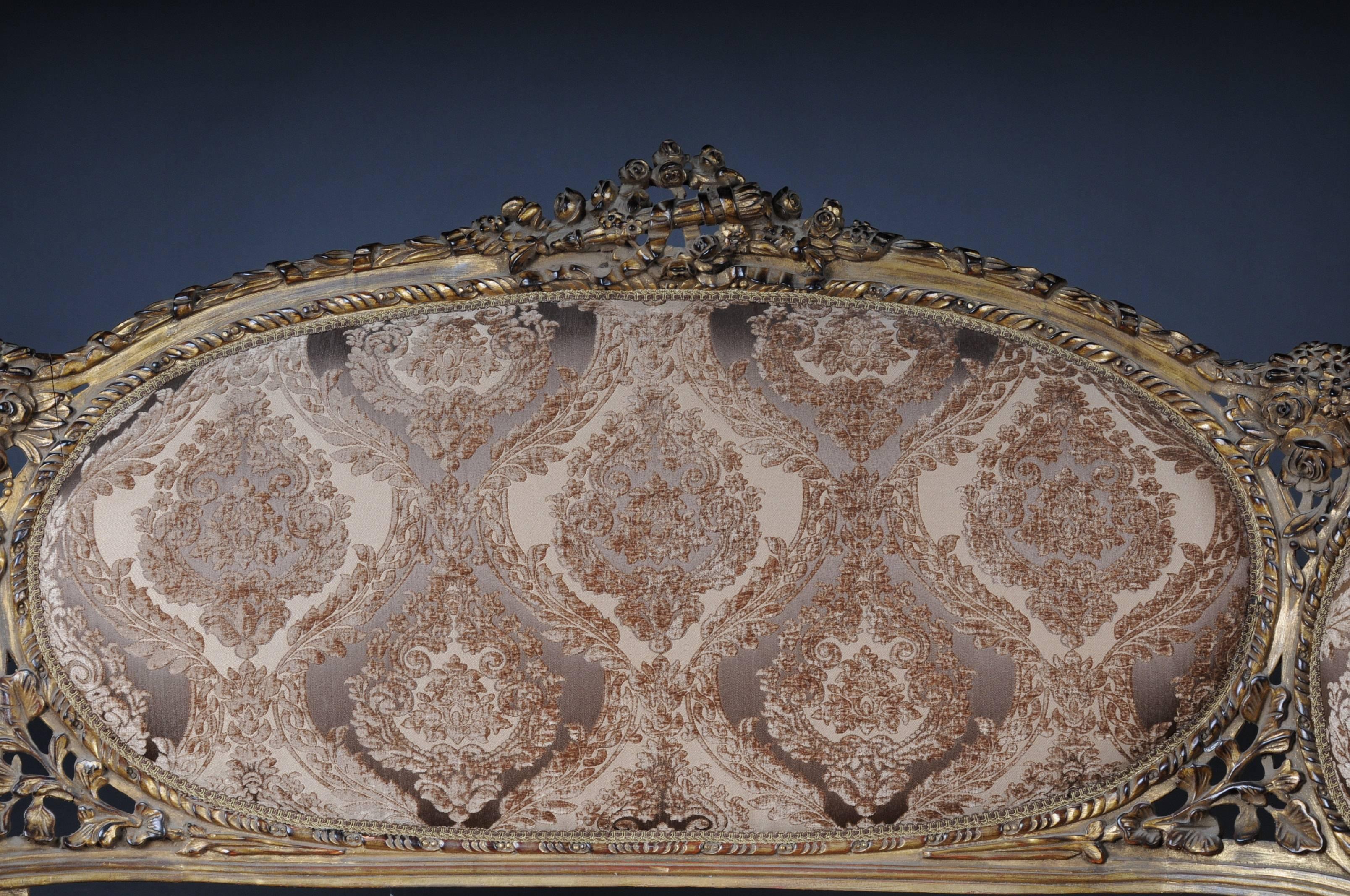Prächtiges französisches Sofa im Louis-XVI-Stil (Handgeschnitzt) im Angebot