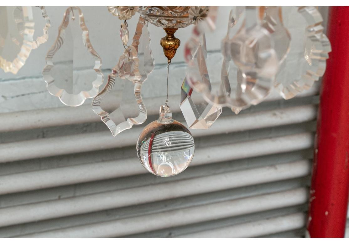 Hollywood Regency Magnifico lampadario di cristallo a tre livelli a 15 luci in stile francese in vendita