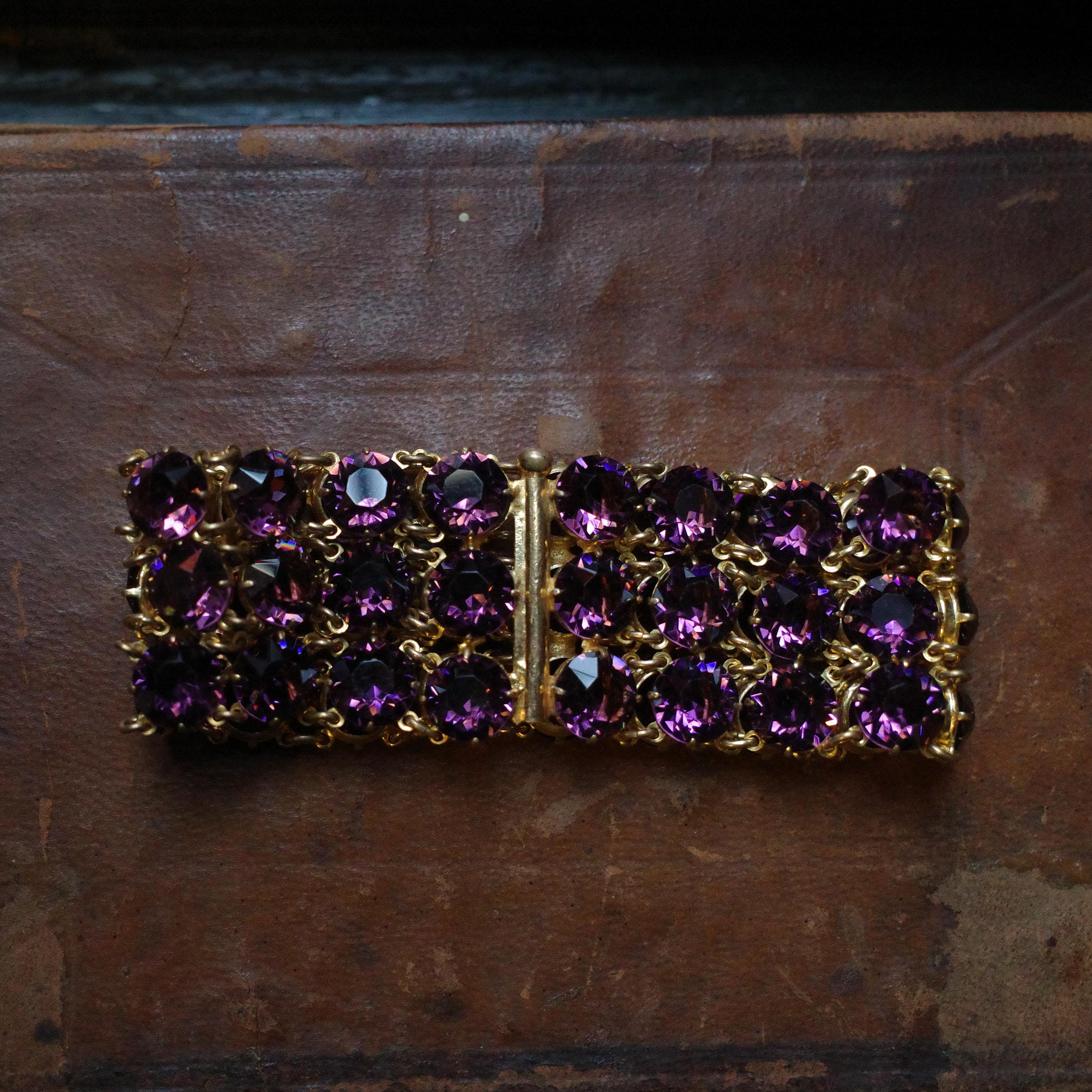 Magnifico bracciale georgiano in oro a basso tenore di carati con ametista, fatto a mano, 1800 ca. in vendita 3