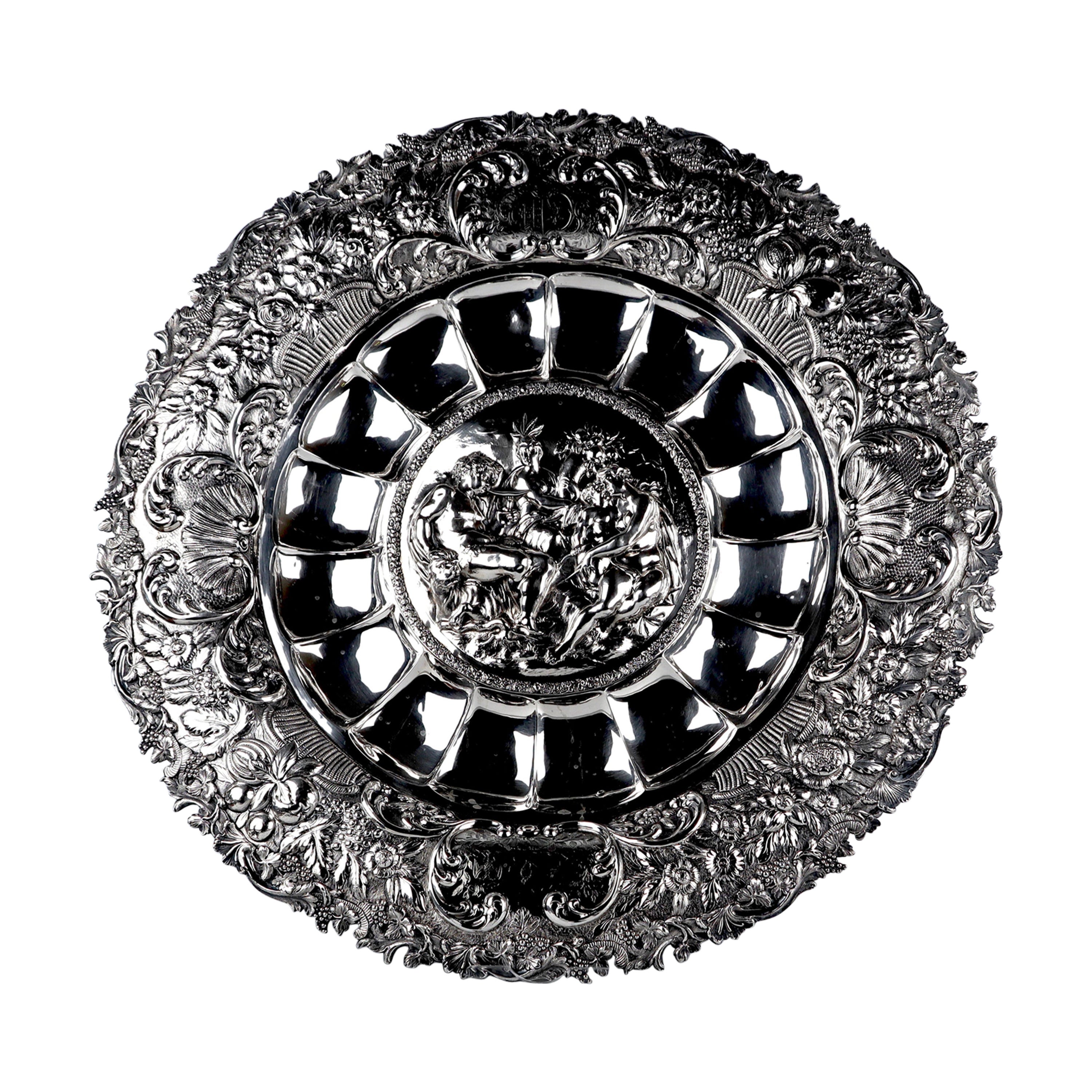 Magnificent Georgian Sterling Silver Sideboard Centrepiece Dish London