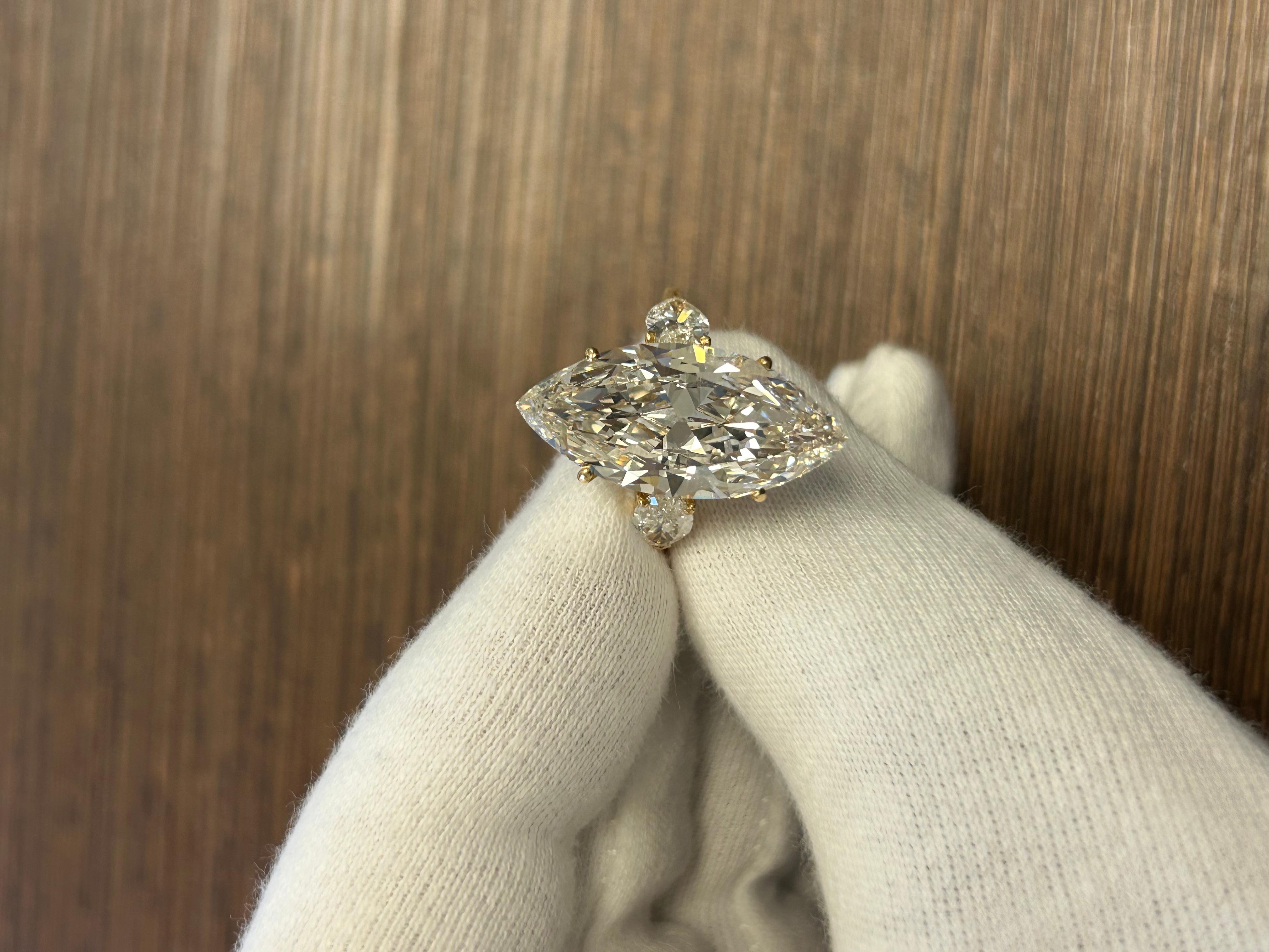 Marquise Cut Magnificent GIA certified 9+ Carat Marquise and Diamond Ring For Sale
