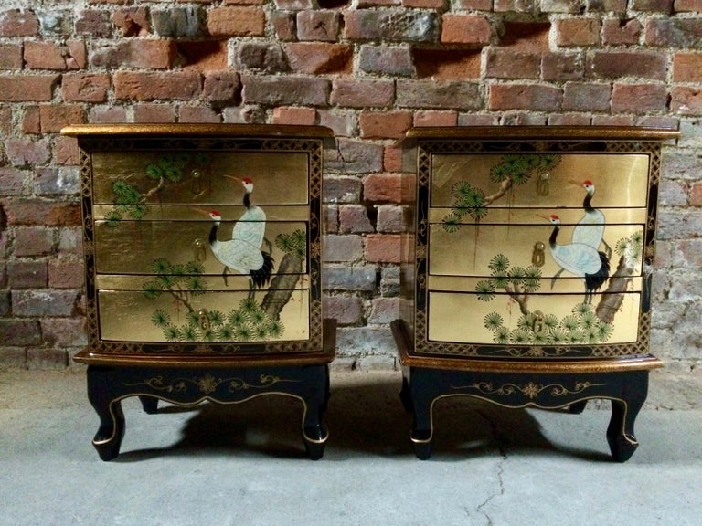 Magnificent Gilded Japanese Bedside Nightstands and Trunk