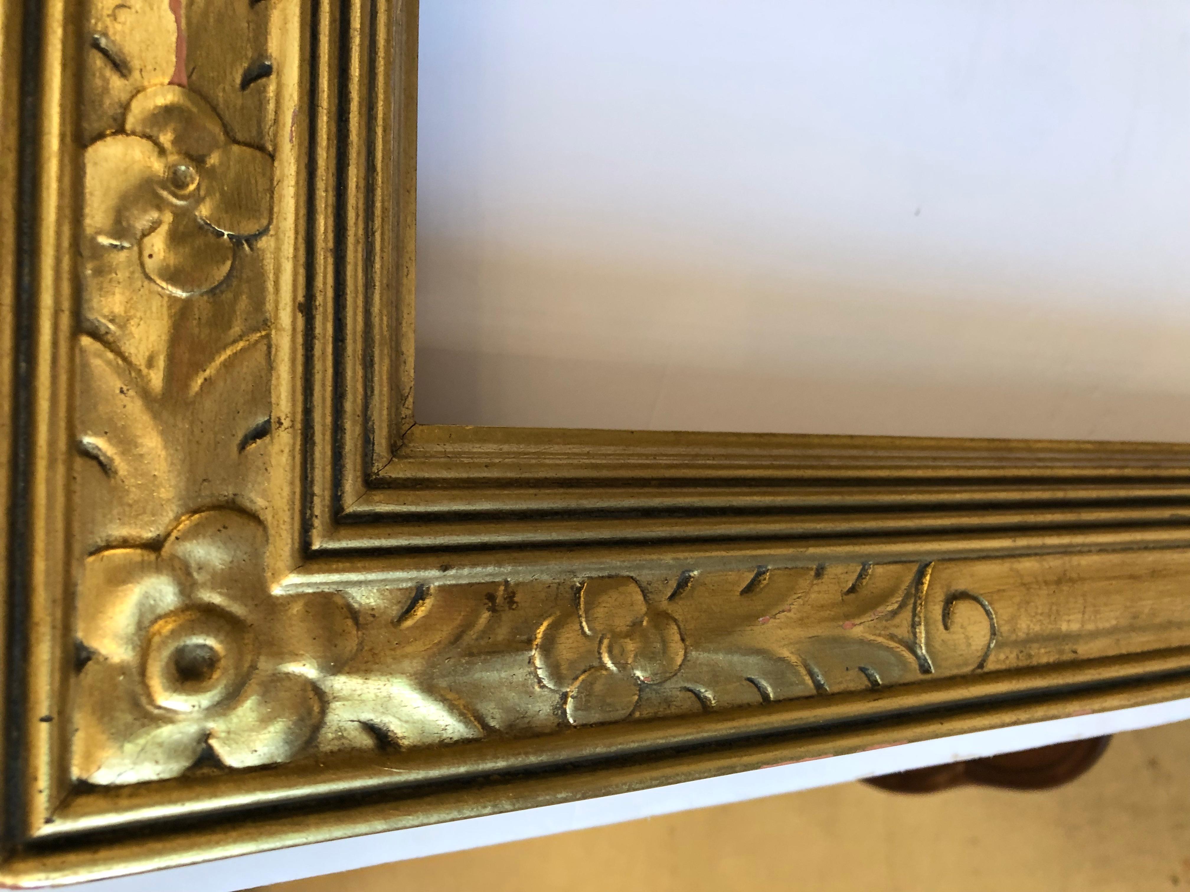 Magnifique cadre Art Nouveau en bois doré Newcomb Macklin avec grand cadre en vente 1