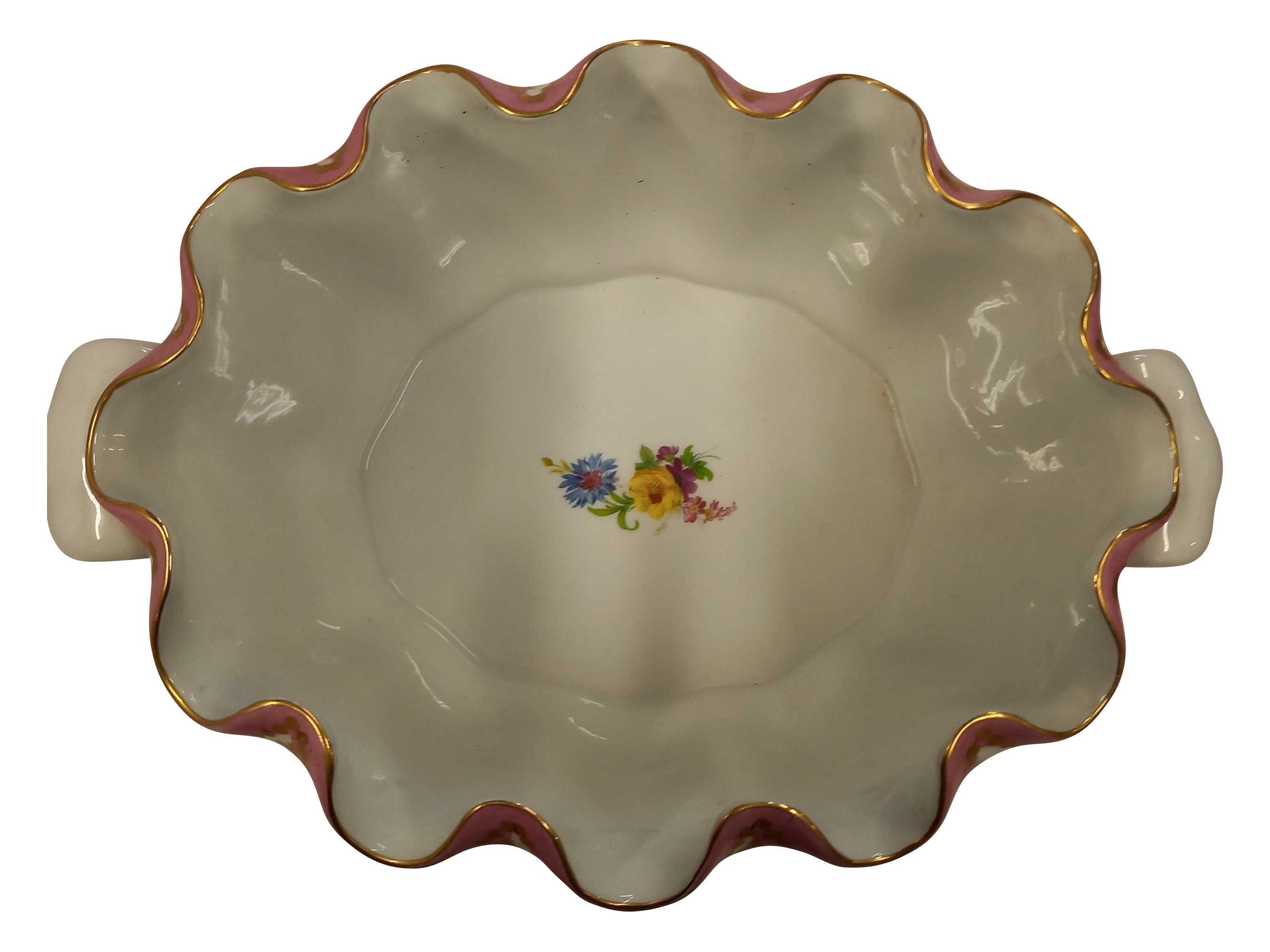 Magnificent Hand-Painted Floral Porcelaine Royale Jardinière For Sale 8