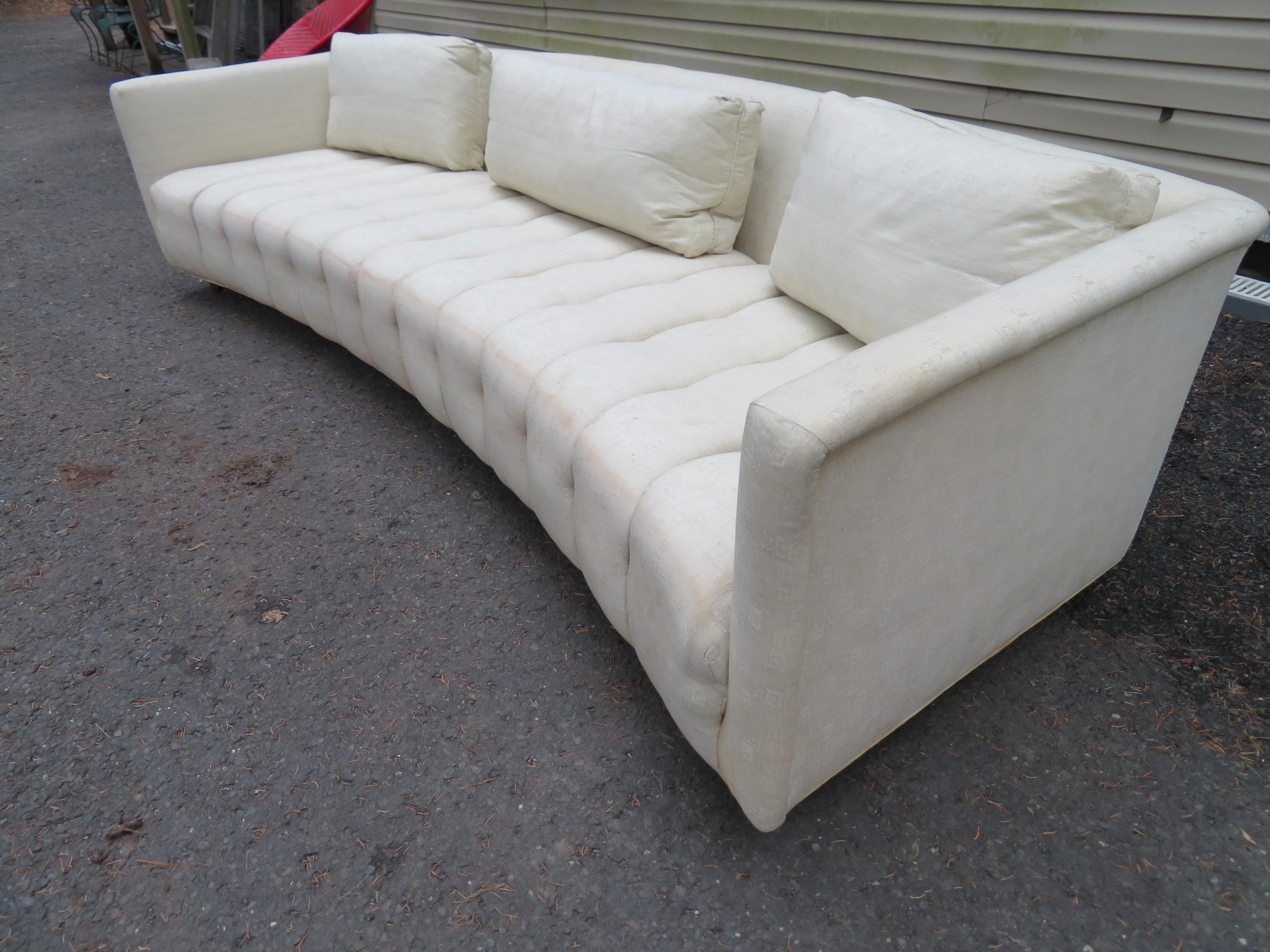 Magnificent Harvey Probber Style Long Low Curved Four-Seat Sofa, Midcentury For Sale 4