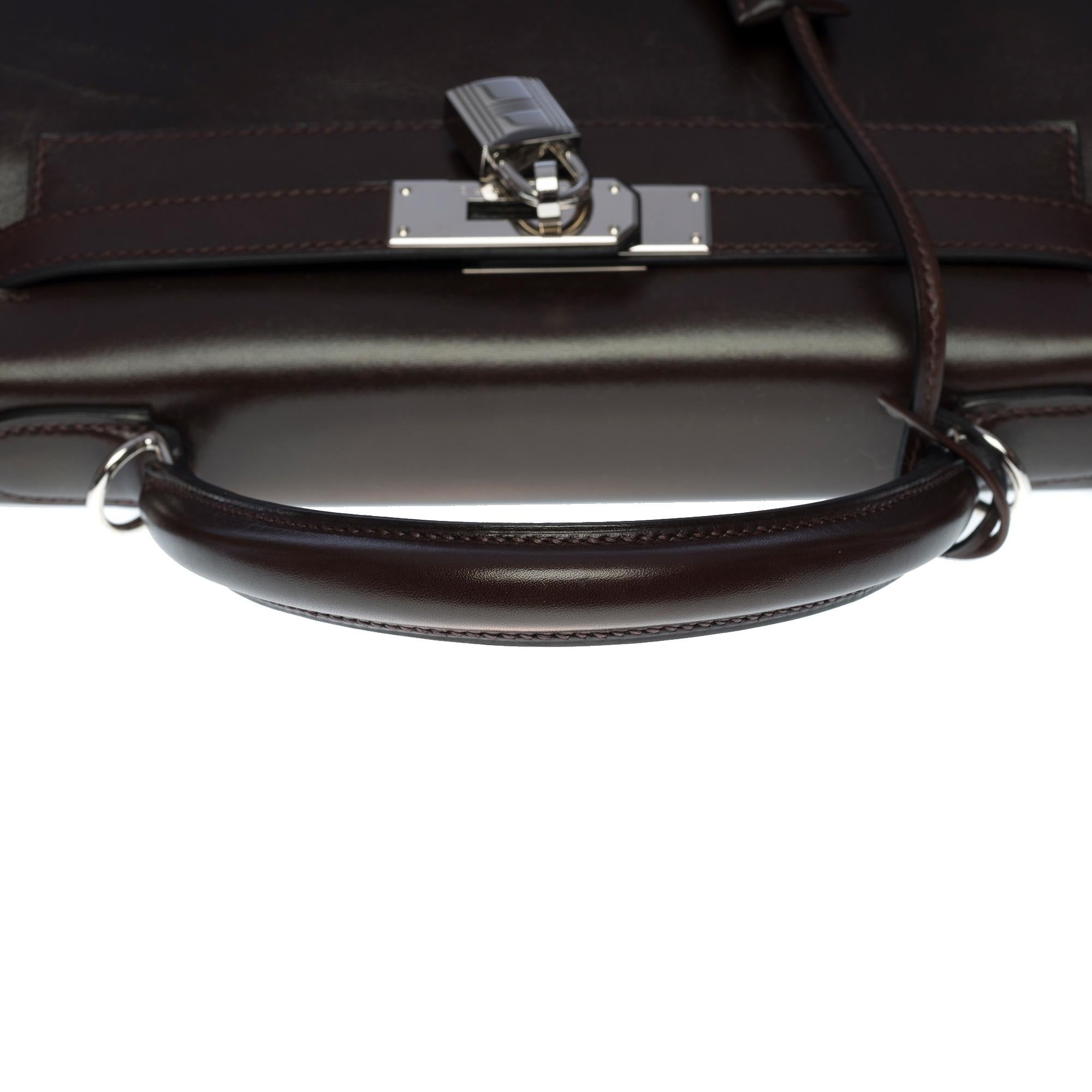 Magnificent Hermes Kelly 28 retourne handbag strap in Brown box calfskin, SHW 2
