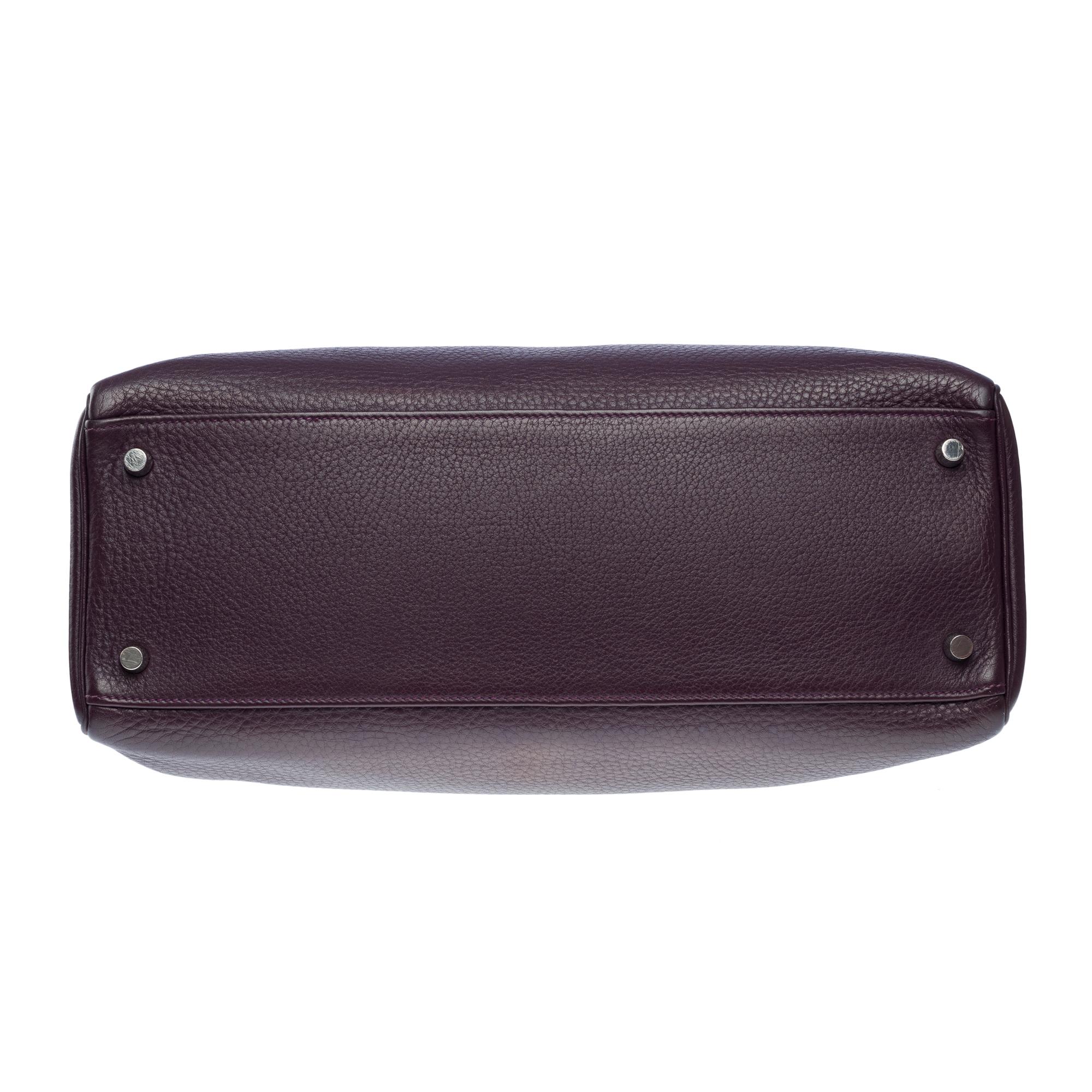 Magnificent Hermès Kelly 35 retourne handbag strap in Raisin Togo leather , SHW For Sale 6