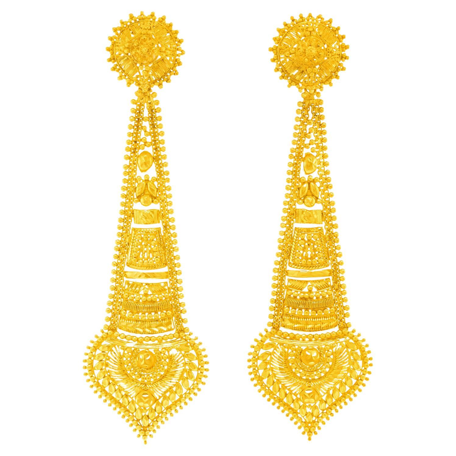Magnificent High-Karat Gold Earrings c1950s India For Sale
