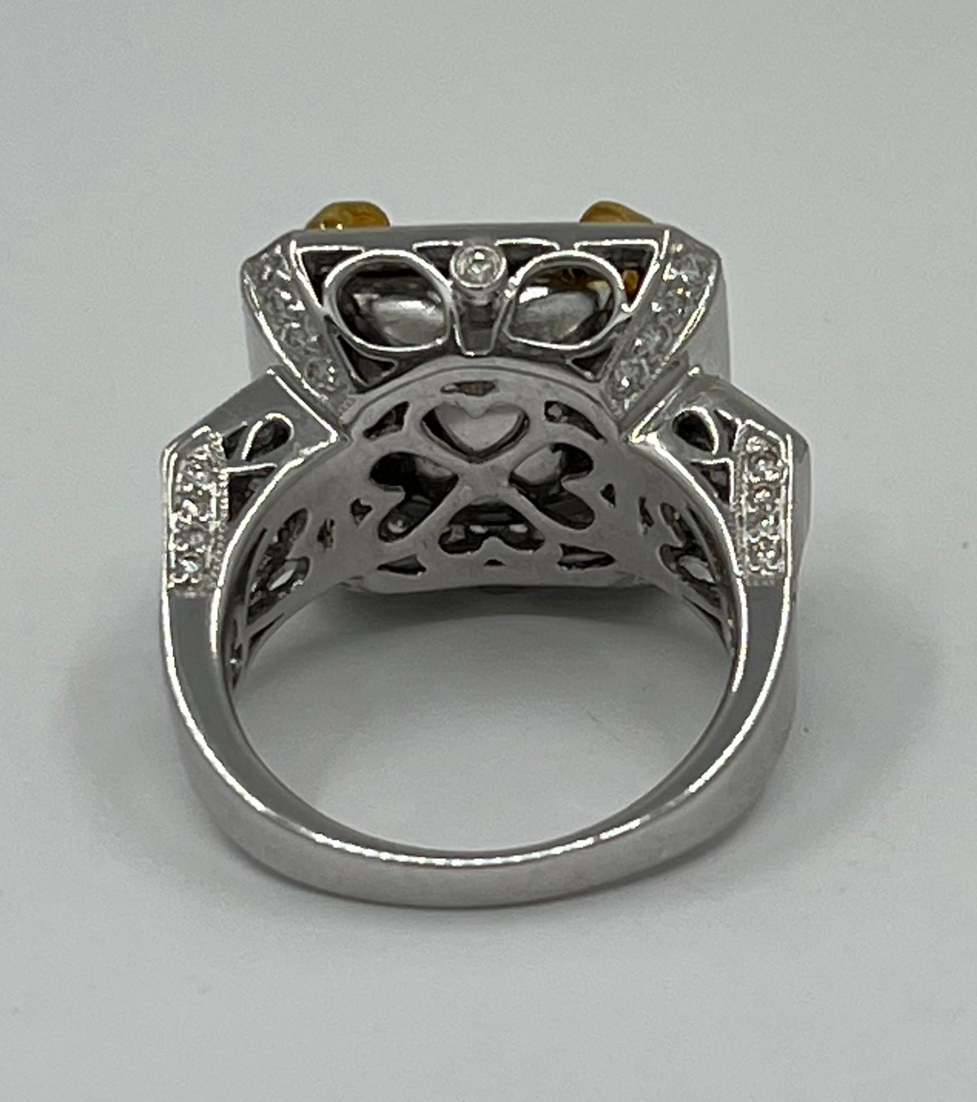 Women's Magnificent Huge 10.35 Carat Fancy Yellow Radiant Cut Diamond Ring