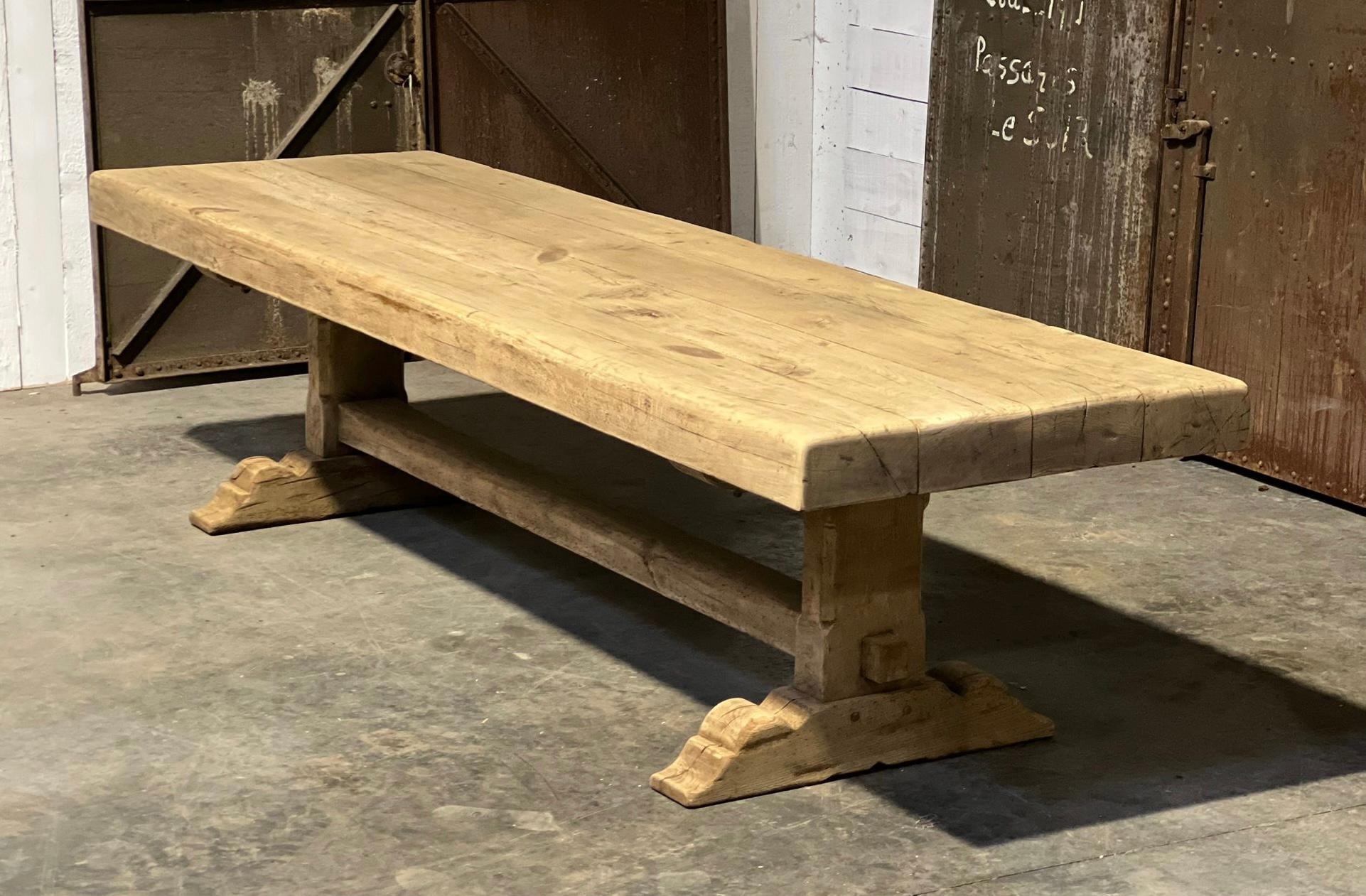 Magnificent Huge 3.5 Meter Bleached Oak Farmhouse Dining Table  In Good Condition For Sale In Seaford, GB