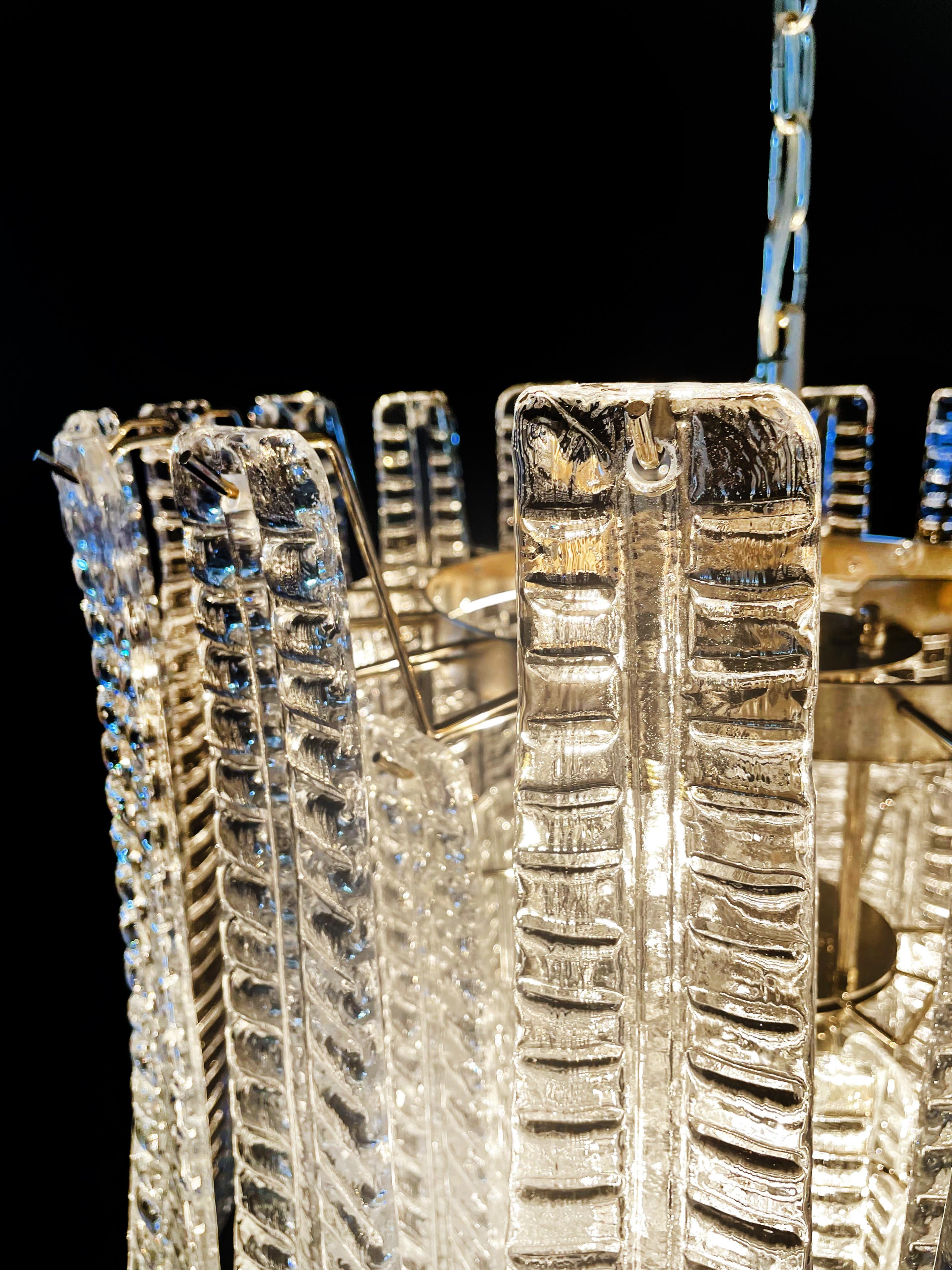 Magnificent Huge Italian Murano Felci Glass chandelier - 52 glasses For Sale 10