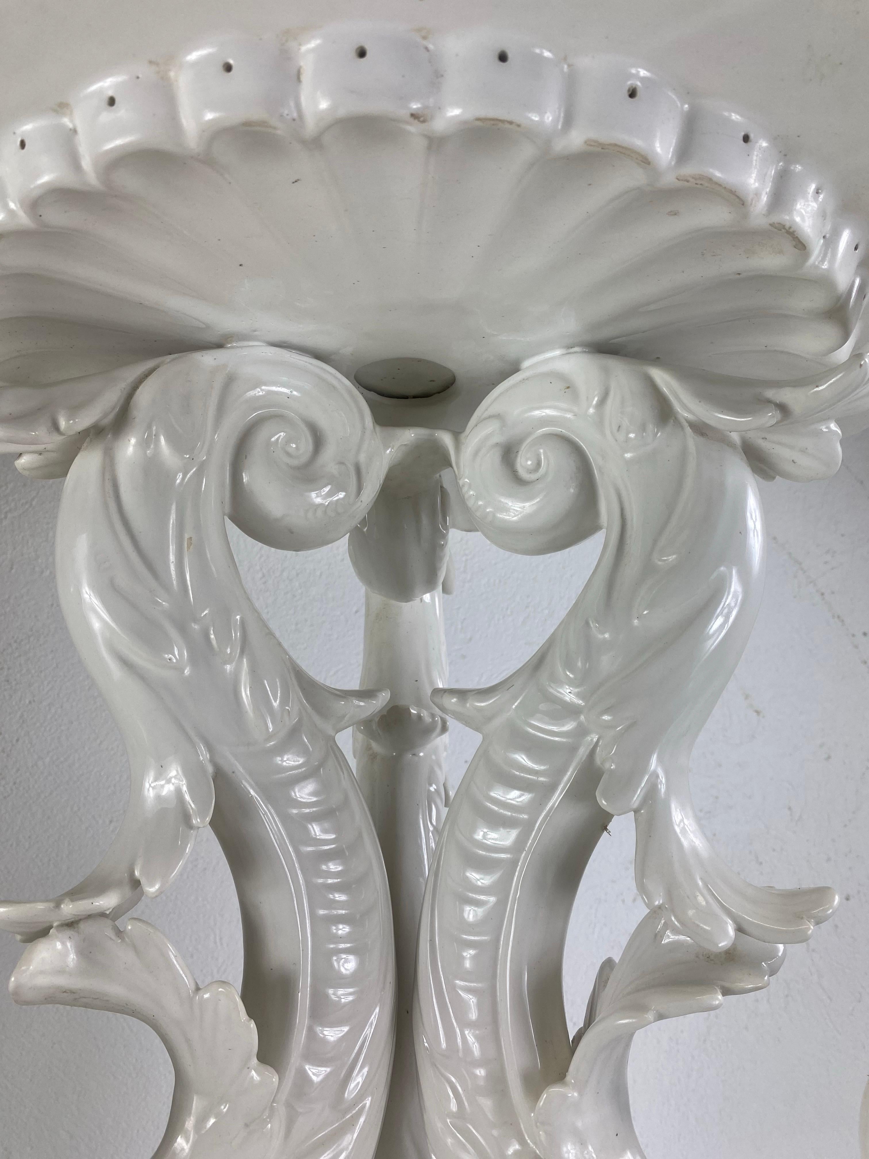 Magnifique jardinière sculpturale italienne de style rococo blanc de chin en vente 3