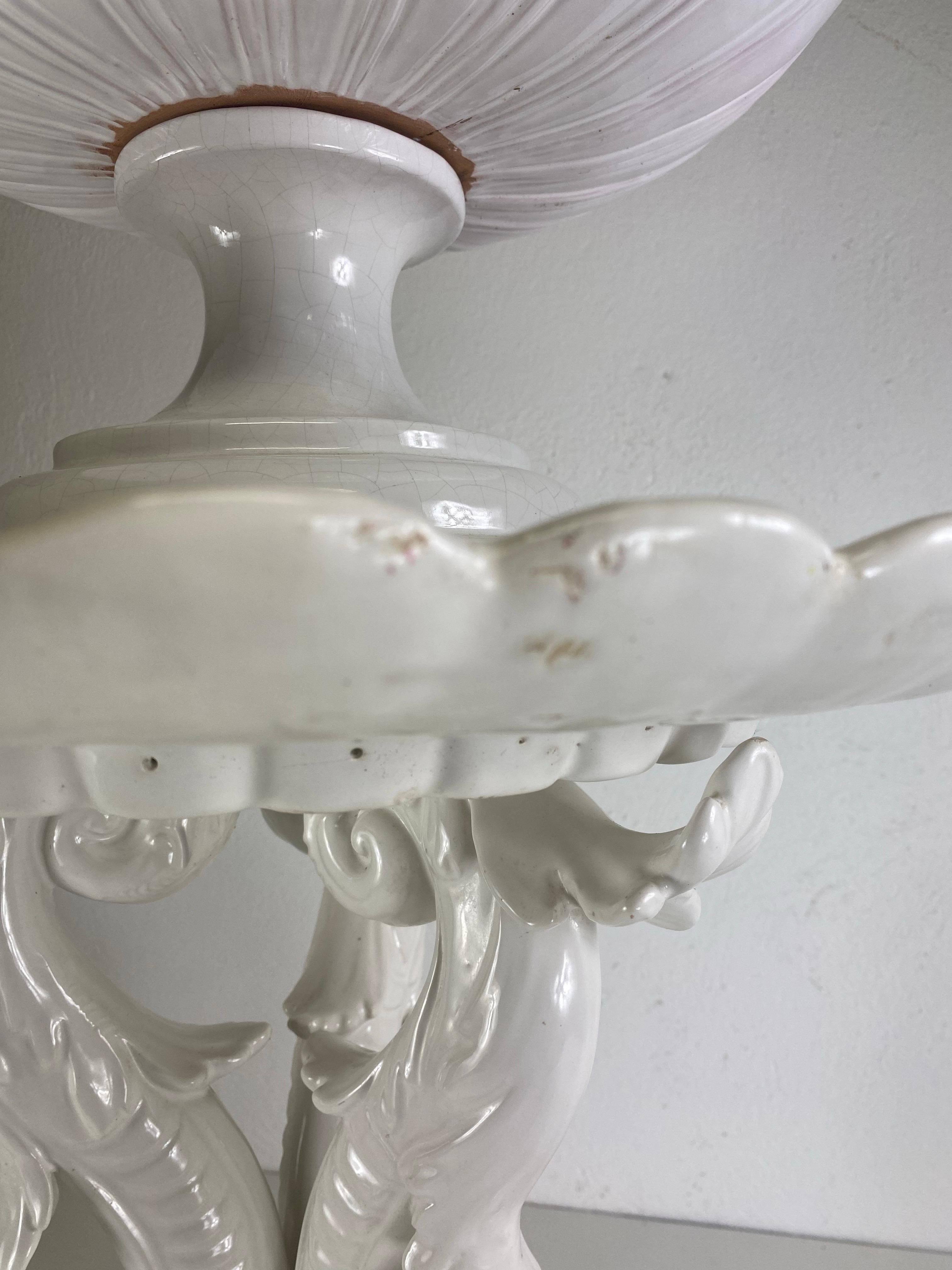 Fait main Magnifique jardinière sculpturale italienne de style rococo blanc de chin en vente