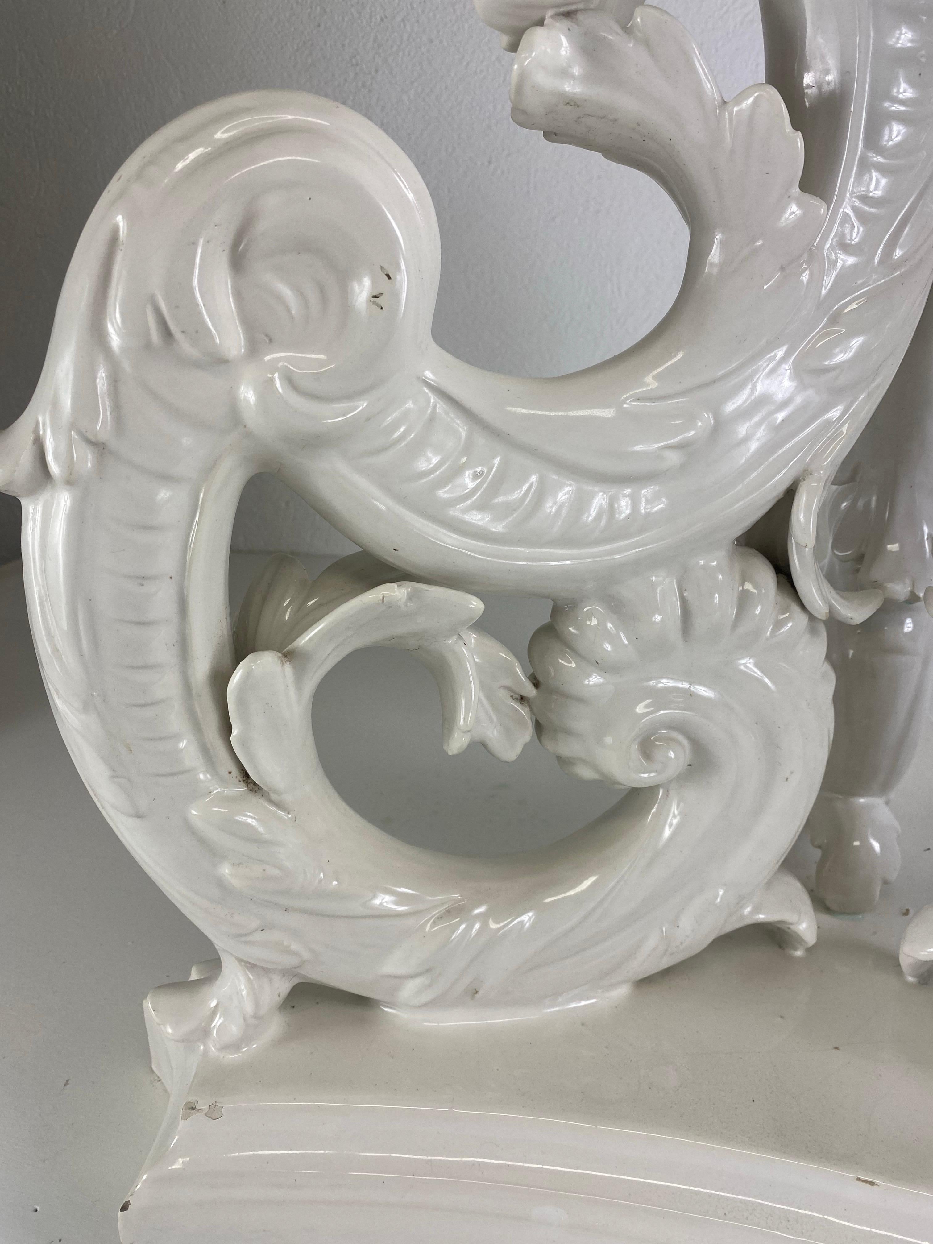 Magnifique jardinière sculpturale italienne de style rococo blanc de chin en vente 1