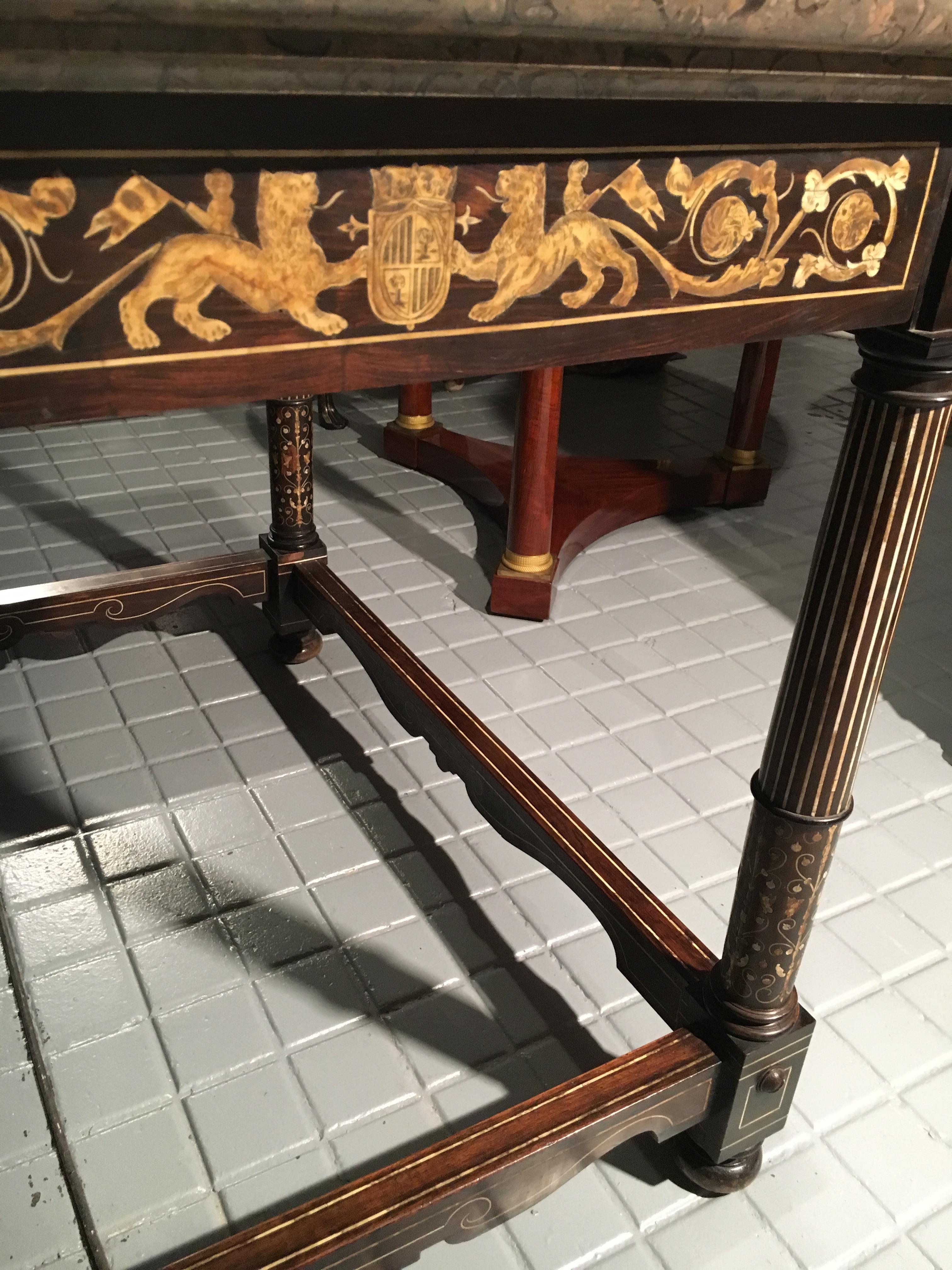 Magnifique table d'appoint italienne, 18ème siècle en vente 2