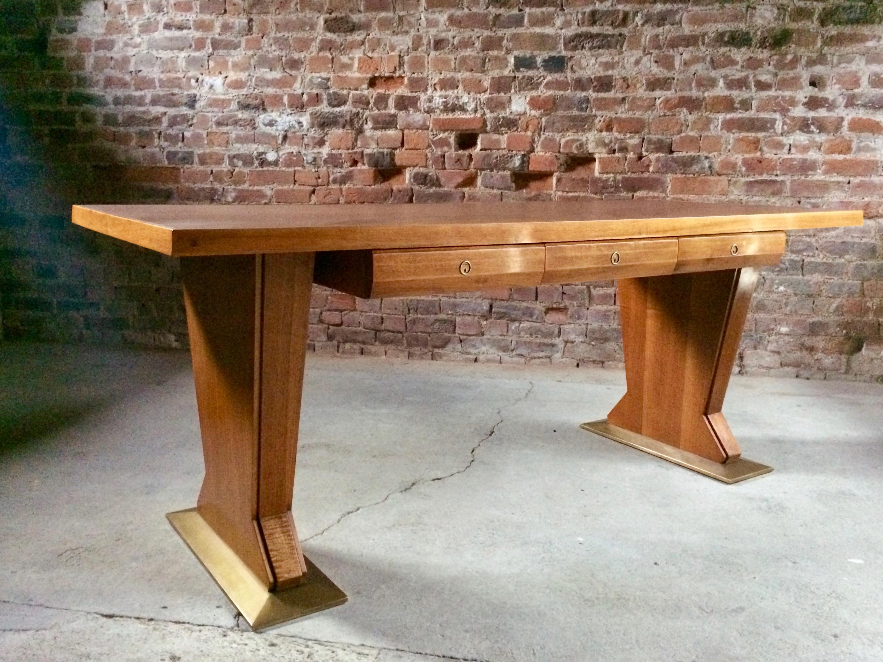 Magnificent Italian Desk Table Osvaldo Borsani Walnut Leather, Midcentury, 1940s 7