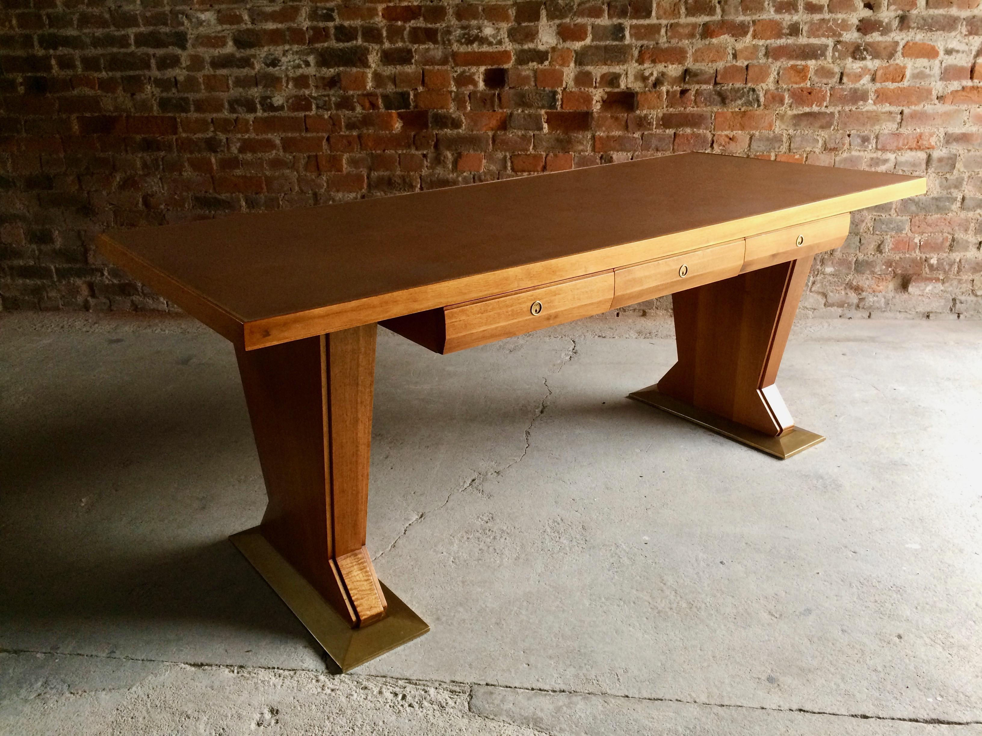 Magnificent Italian Desk Table Osvaldo Borsani Walnut Leather, Midcentury, 1940s 8