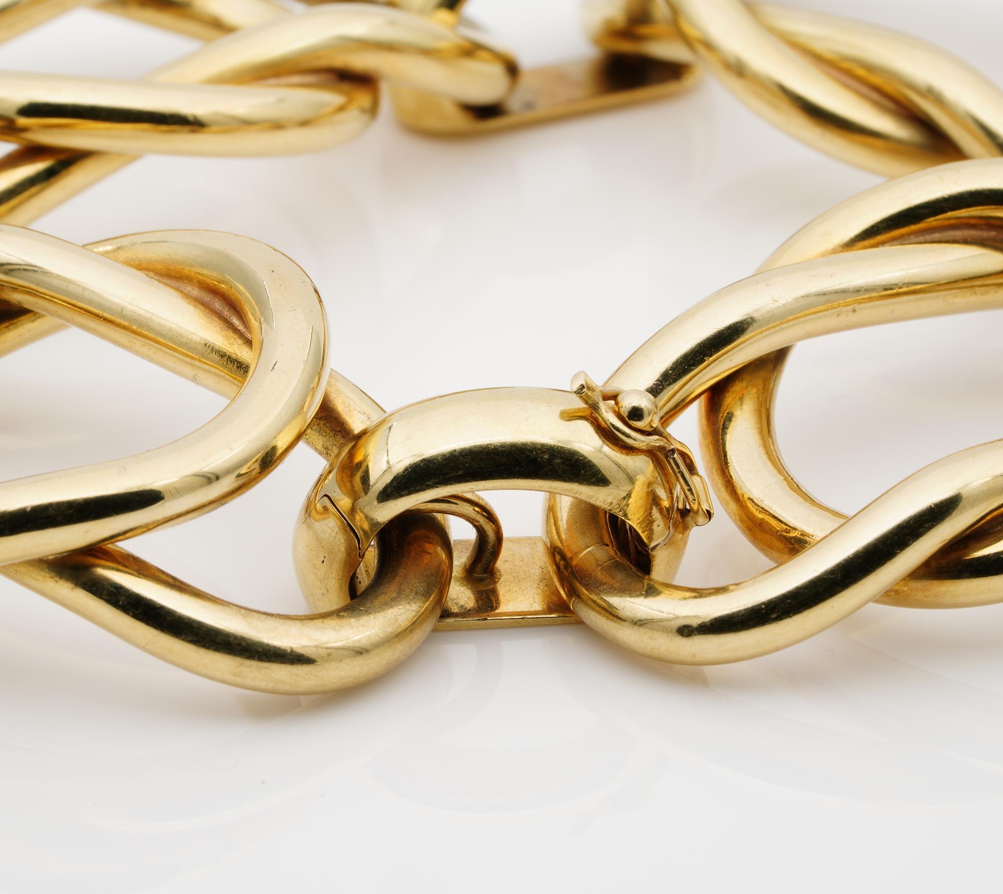 Women's Magnificent Italian Fancy Link 18 KT Gold Heavy Bracelet For Sale