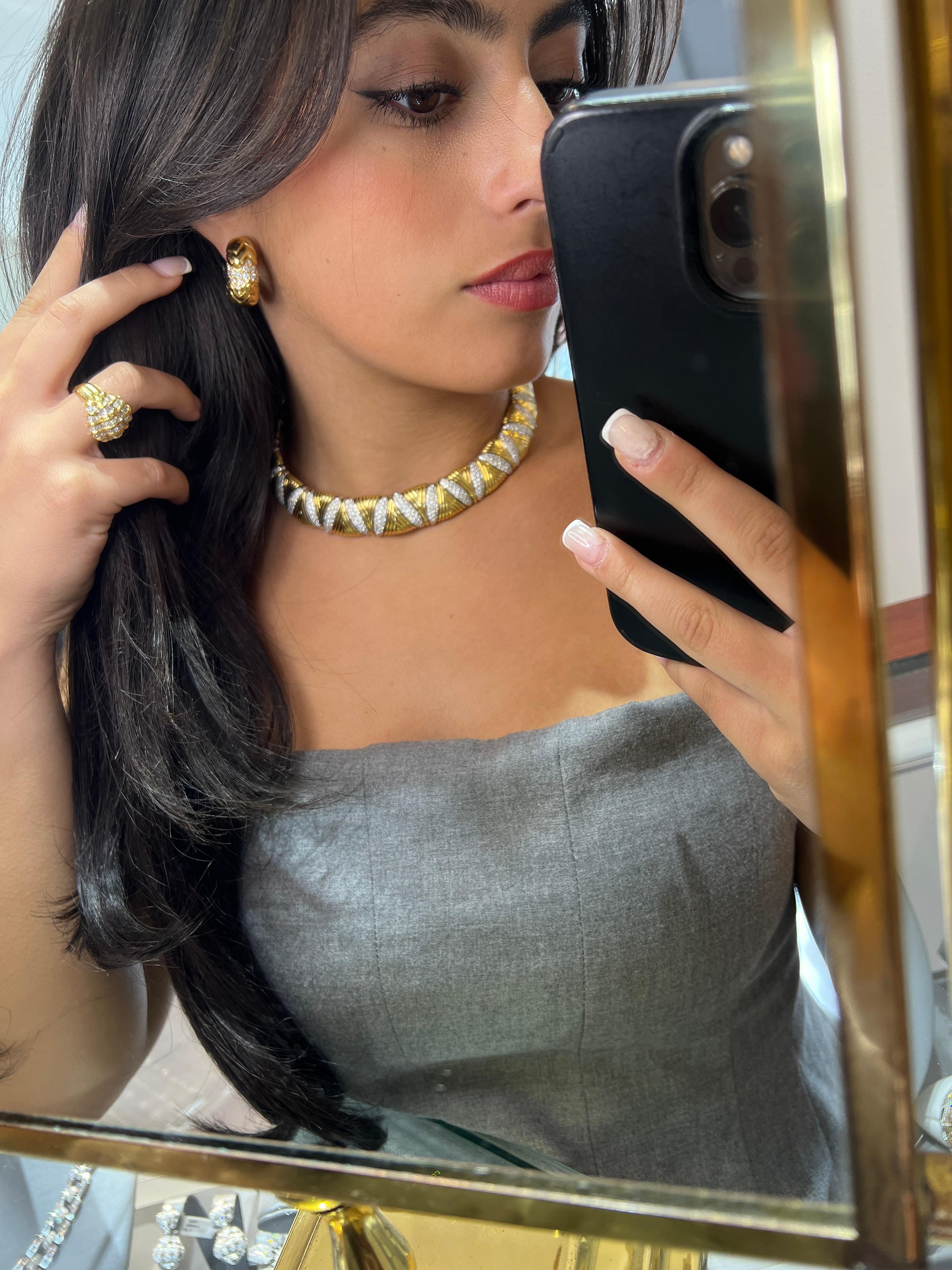 Magnífico Collar de Gargantilla Italiano de Diamantes Macizos 15.00ct -Modernista en venta 8