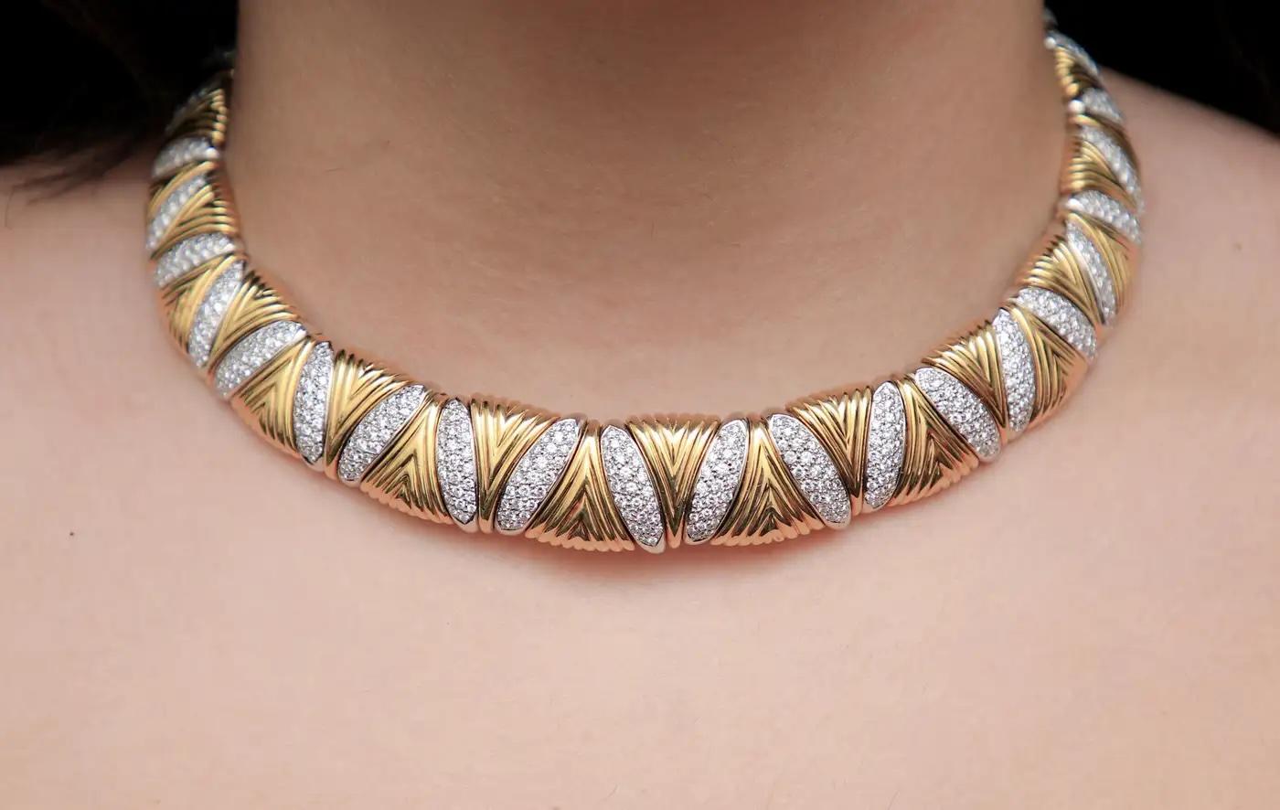 Magnífico Collar de Gargantilla Italiano de Diamantes Macizos 15.00ct -Modernista en venta 1
