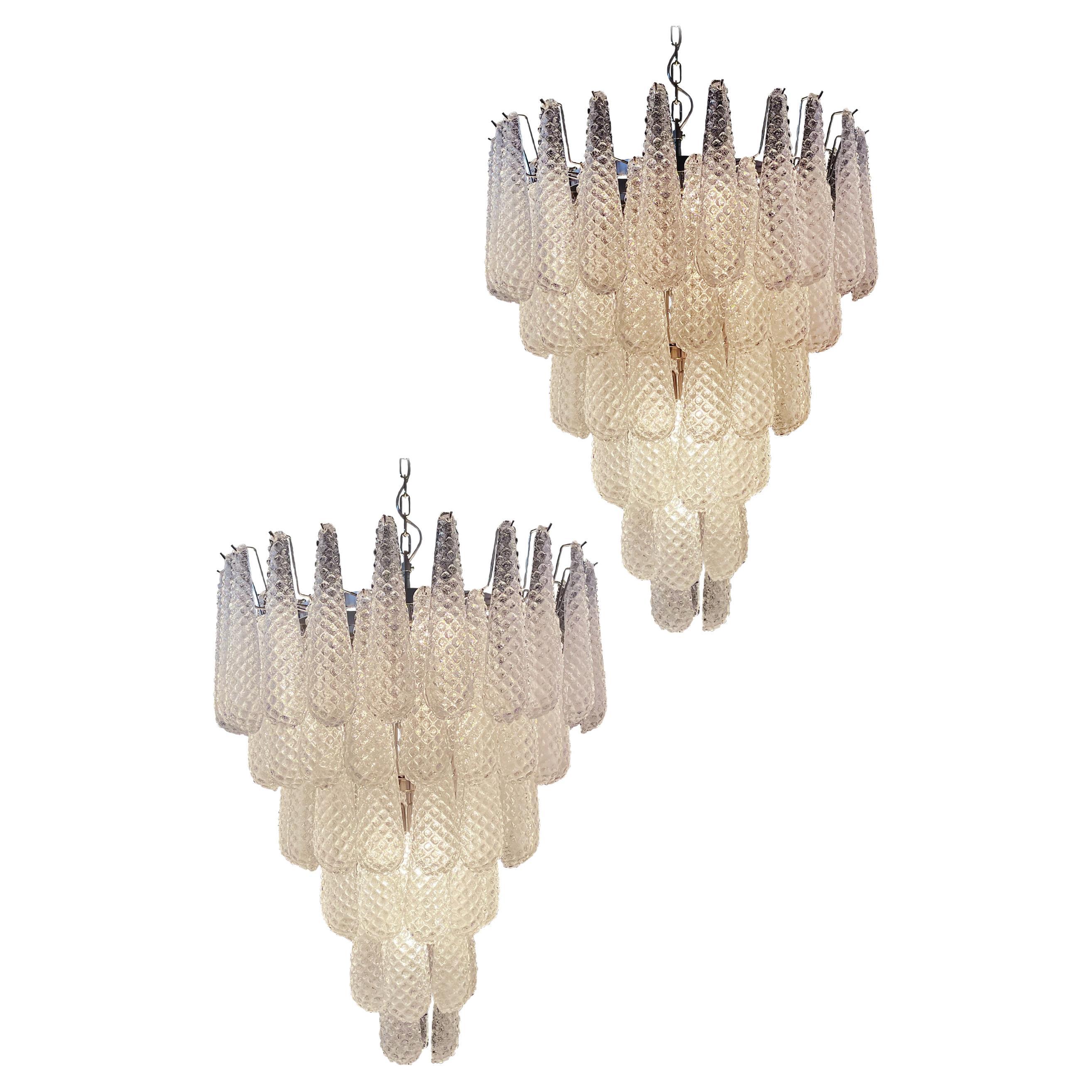 Magnificent Italian vintage Murano glass chandeliers - 75 glass petals drop For Sale