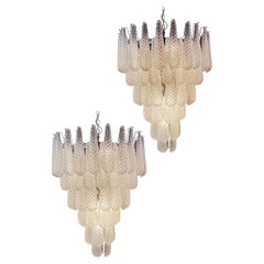 Magnificent Italian vintage Murano glass chandeliers - 75 glass petals drop
