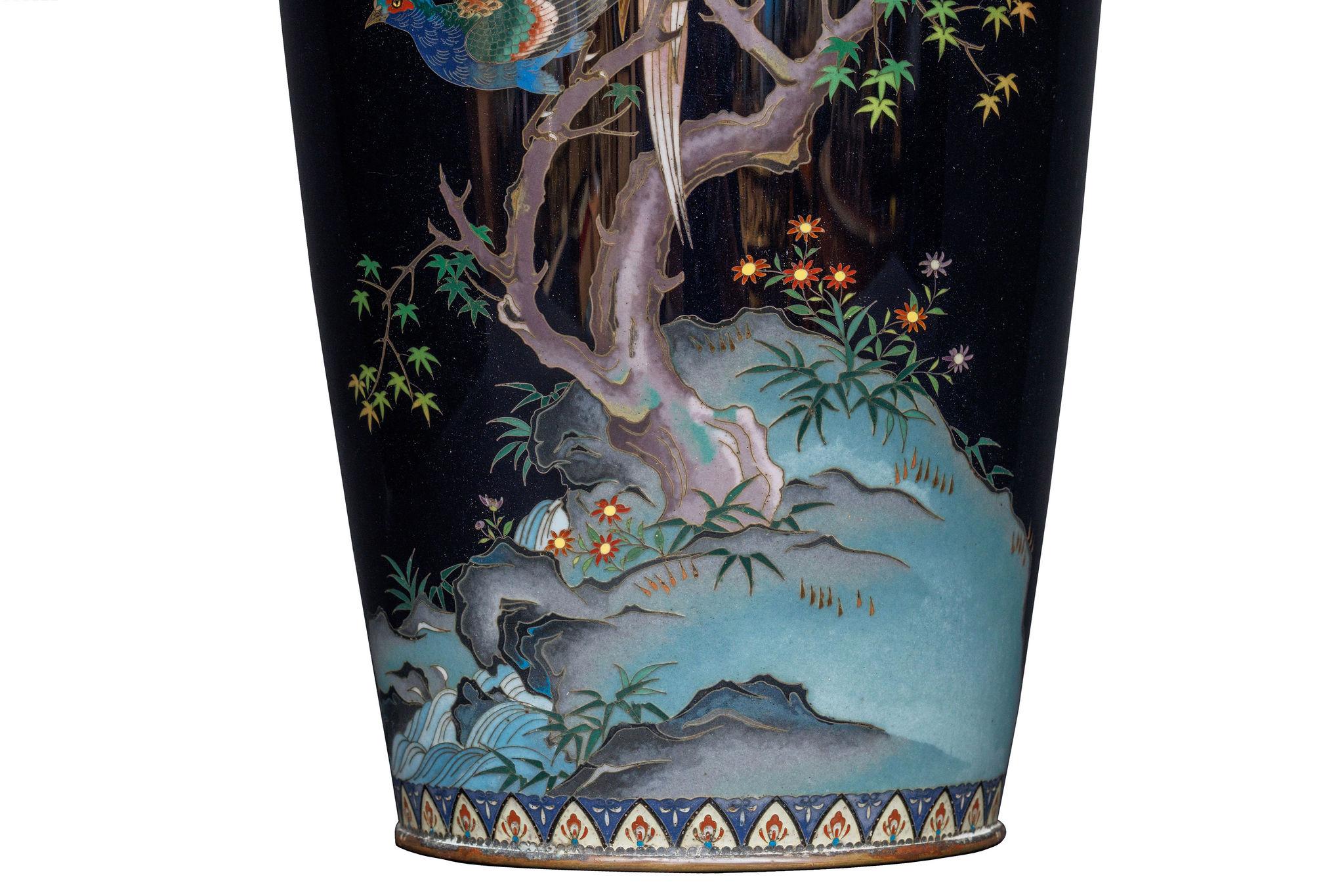 Magnificent Japanese Meiji Cloisonné Enamel Vase with Pheasants, Inaba Co. For Sale 1