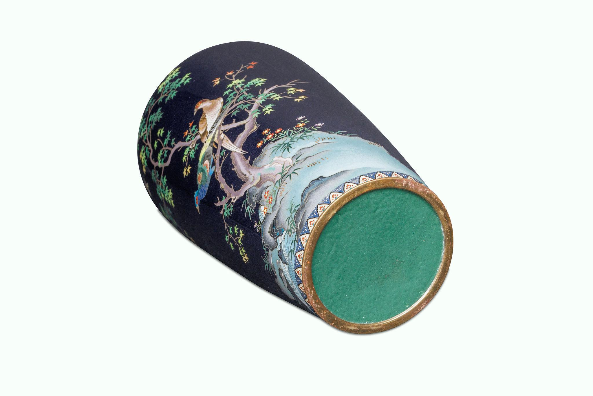 Magnificent Japanese Meiji Cloisonné Enamel Vase with Pheasants, Inaba Co. For Sale 4