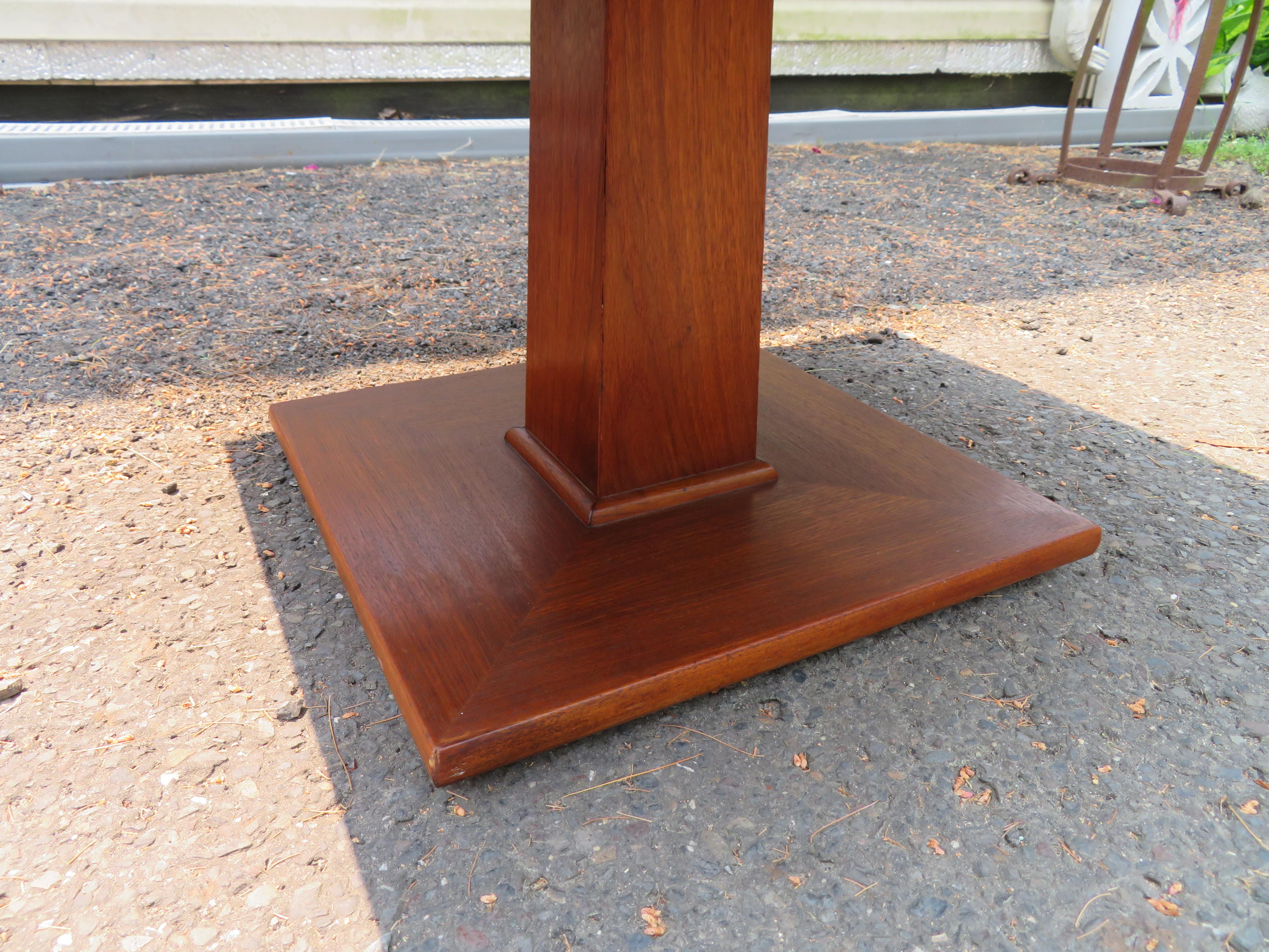 Magnificent John Widdicomb Square Coffee Side Table Mid-Century Modern In Good Condition For Sale In Pemberton, NJ
