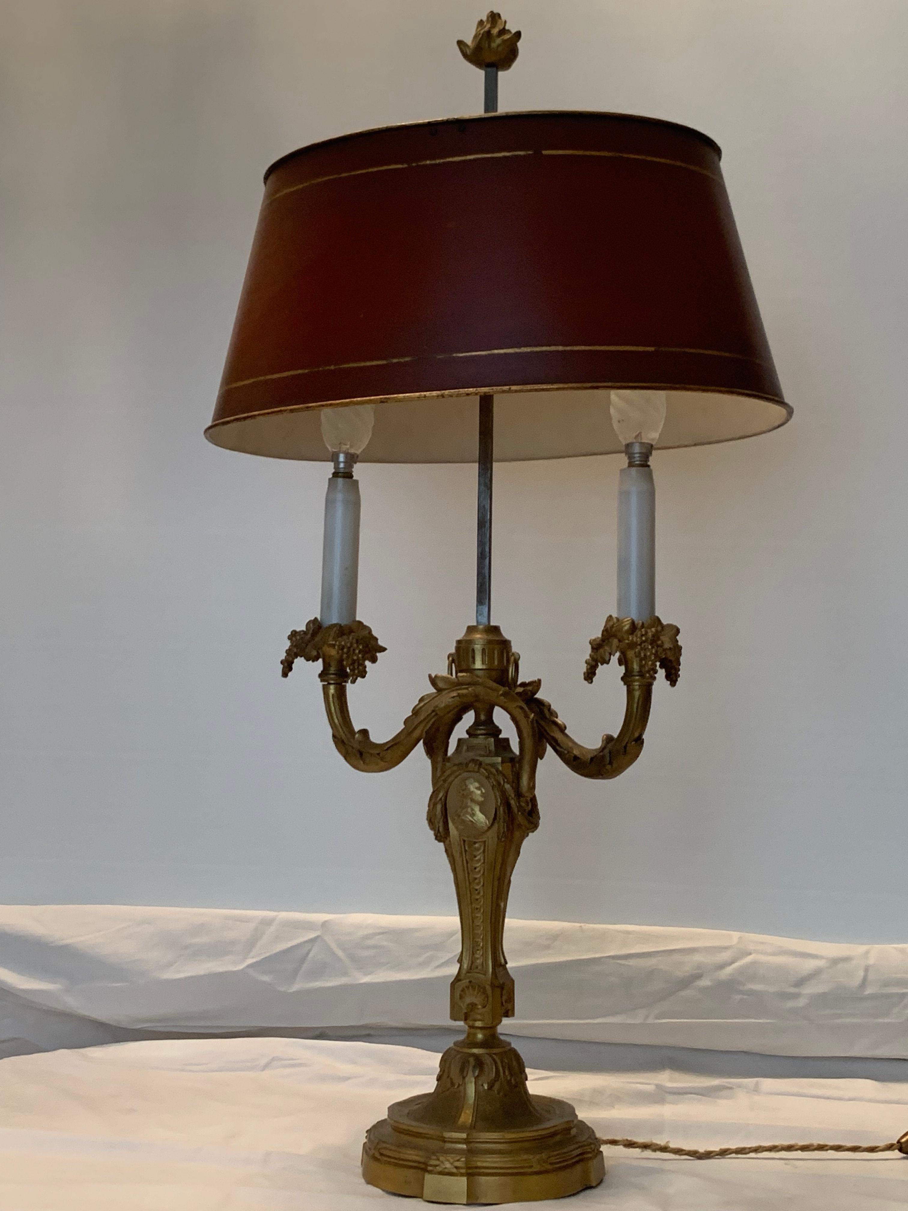 Bronze Magnificent lamps in gilt bronze louis XVI  style For Sale