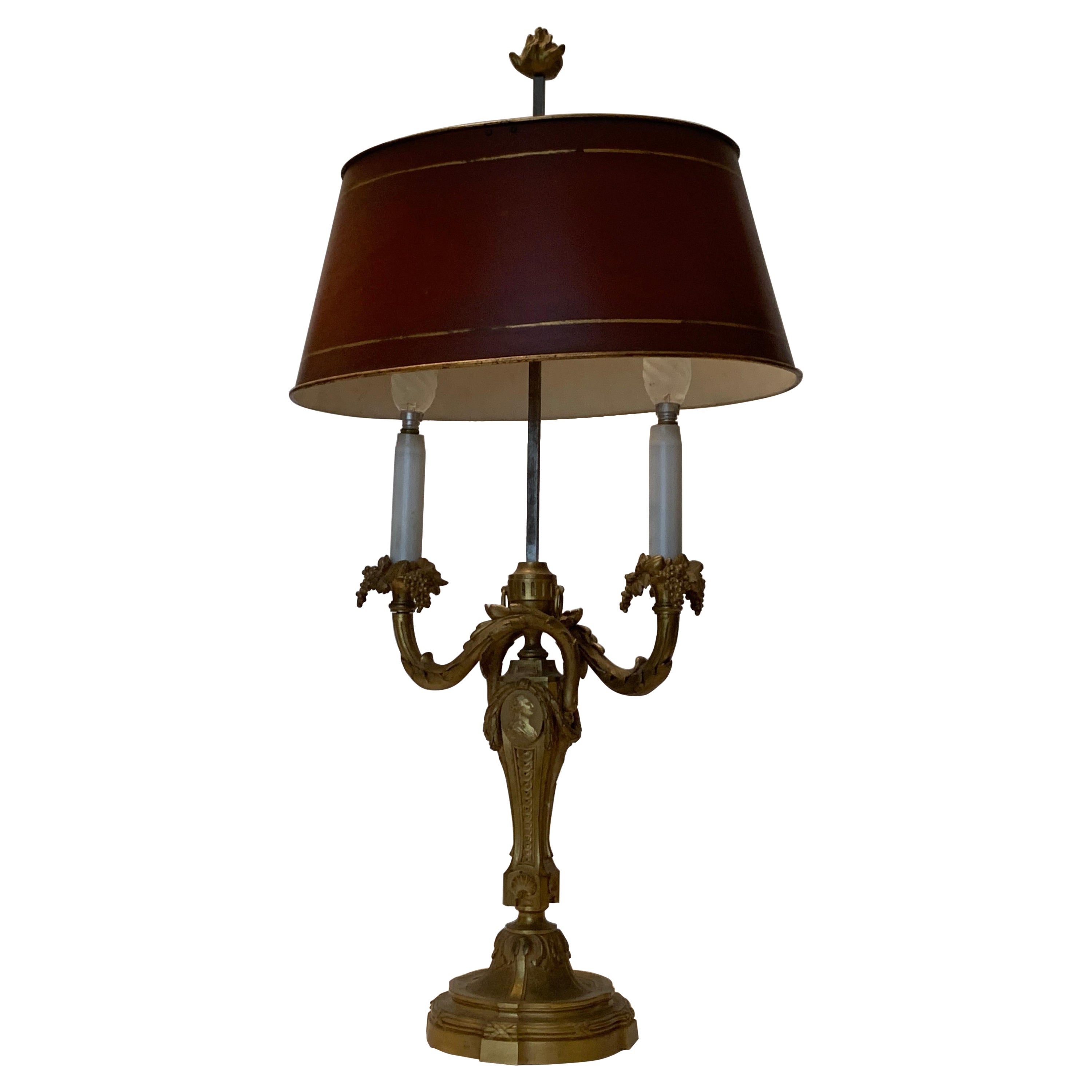 Magnifiche lampade in bronzo dorato Luigi XVI  stile