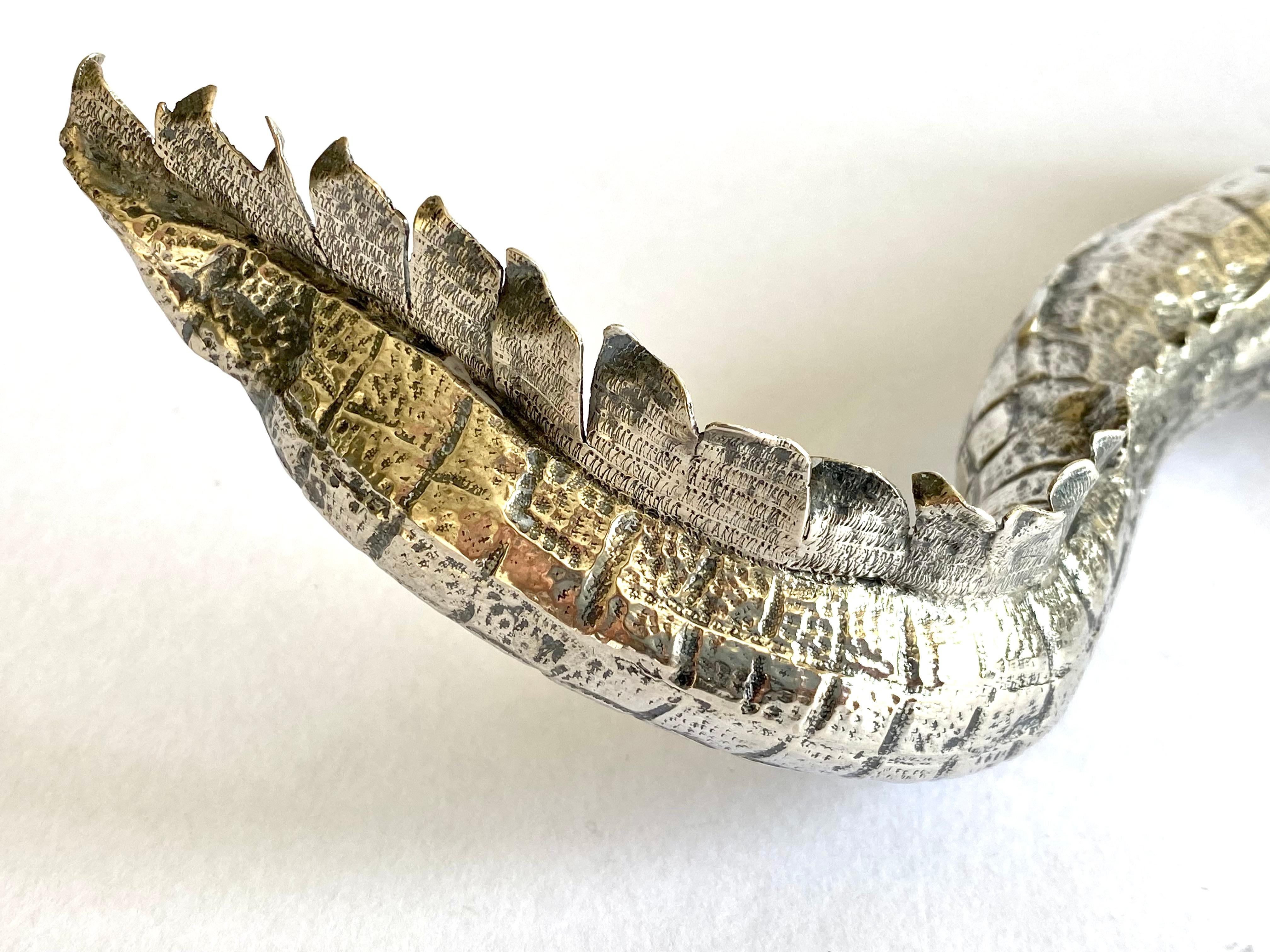 Magnificent Large Solid Silver Sterling Alligator Crocodile Sculpture In Good Condition In London, GB