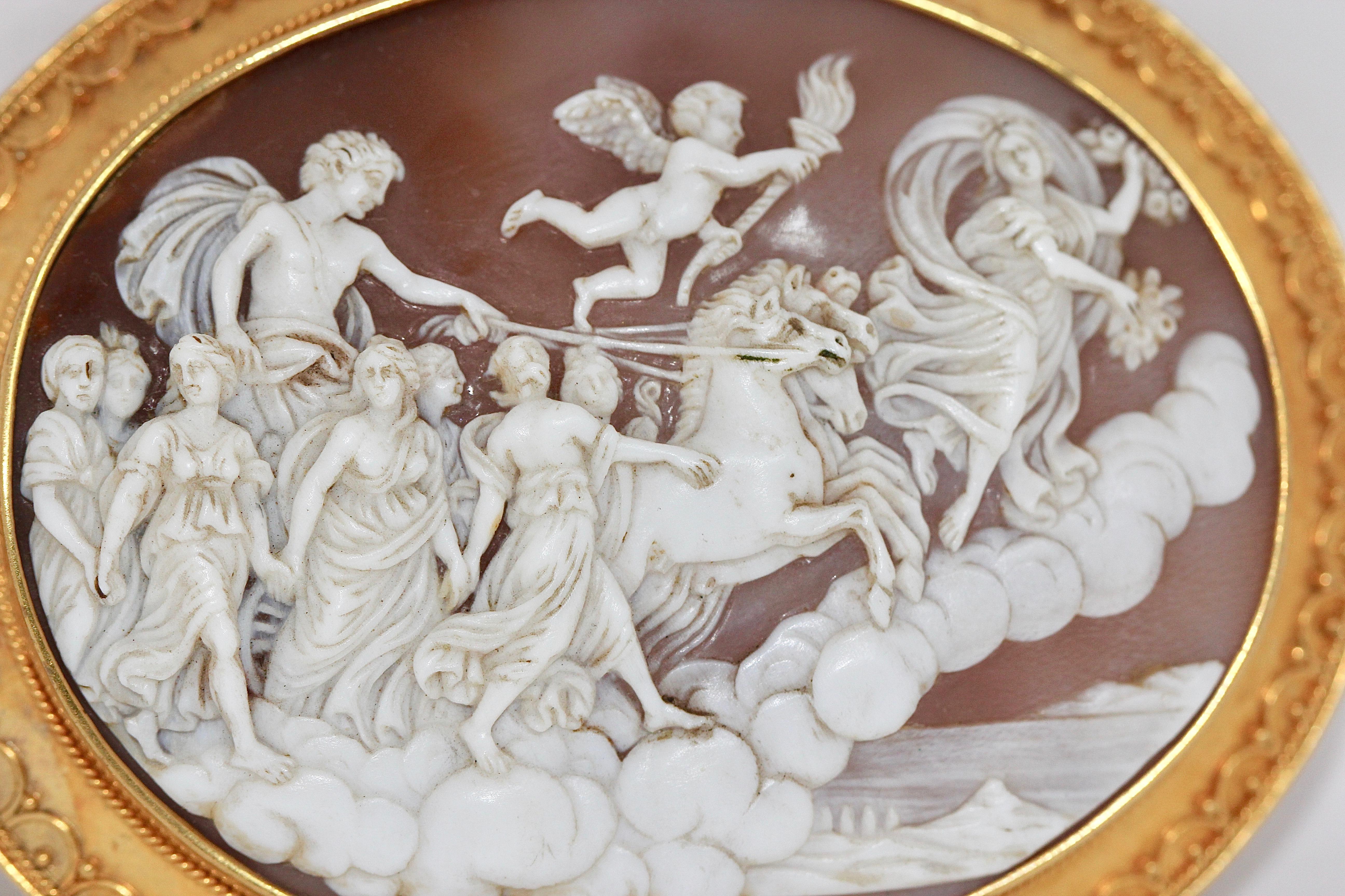 Prachtvolle, große, antike Kameenbrosche. 18k Gold. Mythologische Barockszene.
Nach Aurora von Guido Reni.

Schönes Einzelstück.