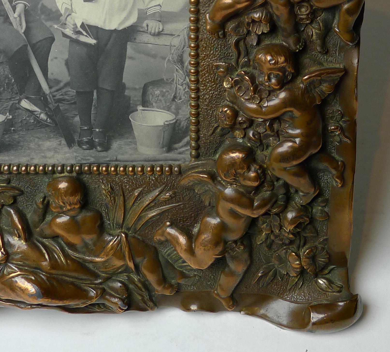 Magnificent Large Antique French Photograph / Picture Frame c.1900, Cherubs In Fair Condition For Sale In Bath, GB